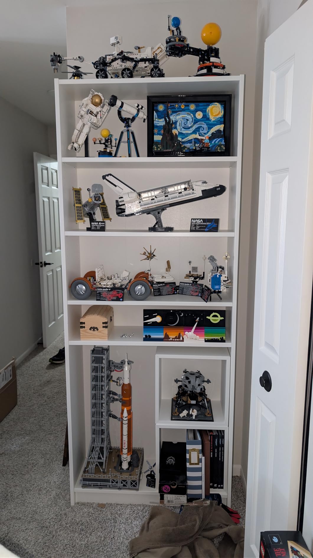 LEGO Icons NASA Artemis Space Launch System - DIY Rocket Model Building Set for Adults, Ages 18+ - Gifts for Birthdays - Unique Bedroom Decoration for Space & NASA Lovers - 10341 customer photo 1