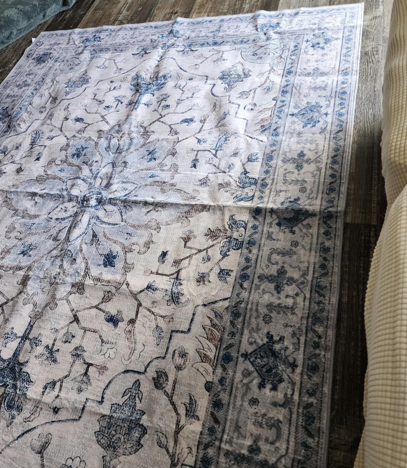 RELEANY Washable Area Rug, Small 2'x3', Brick/Brown/Green | Non-Slip, Water Repellent, Pet Friendly, Easy to Clean, Vintage Floral Boho Decor for Kitchen Entryway Bathroom customer photo 1