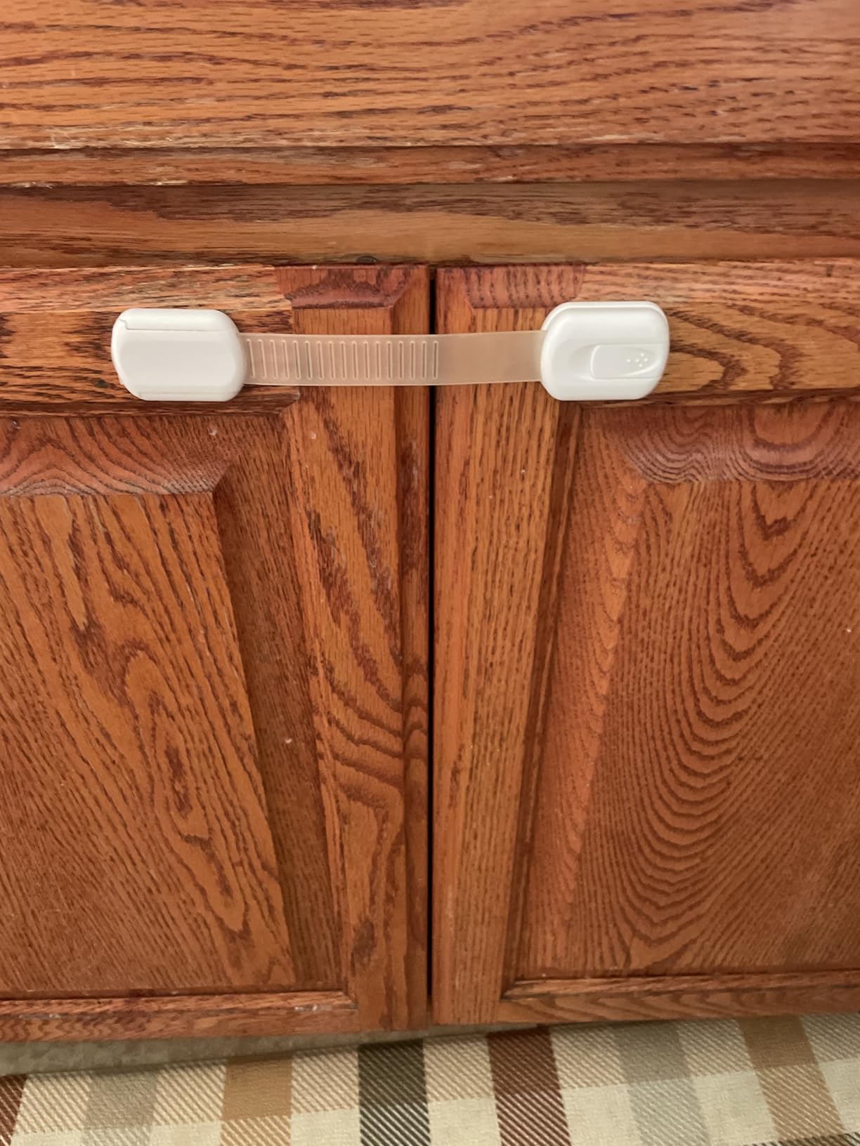 BooBoo Baby 60 Pack Premium Child Safety Baby Proofing Kit | For Your Home and Kitchen with 10 Cabinet Drawer Locks, 20 Corner Guards and 30 Outlet Covers - No Tools Needed customer photo 1