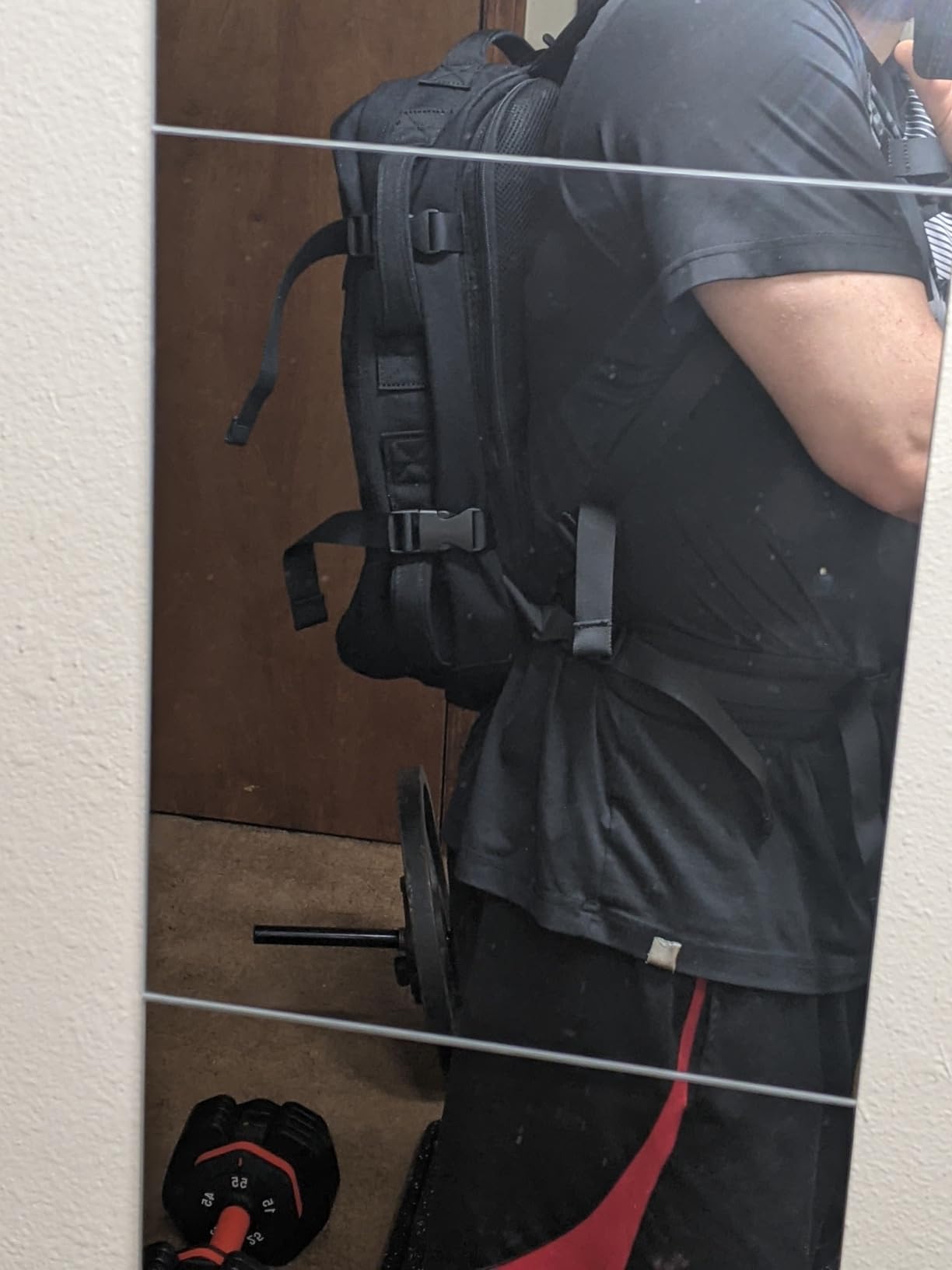 HYPERWEAR Rucking Backpack with Weights for Walking - 20L Adjustable Weighted Ruck Pack, FlexLoad Plate System customer photo 2
