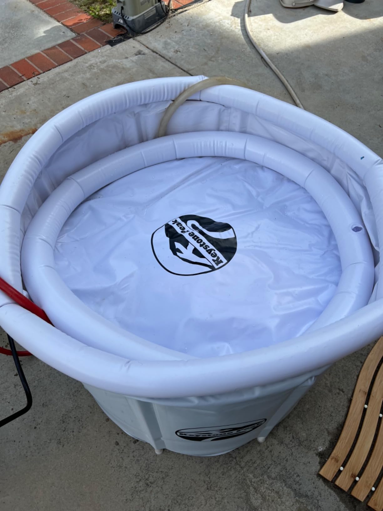 Cold Plunge Tub - Portable Ice Bath Tub for Athletes & Adults - Inflatable Bathtub for Cold Water Therapy, Sports Recovery & Wellness - Outdoor & Indoor Use - 5-Year Assurance customer photo 2