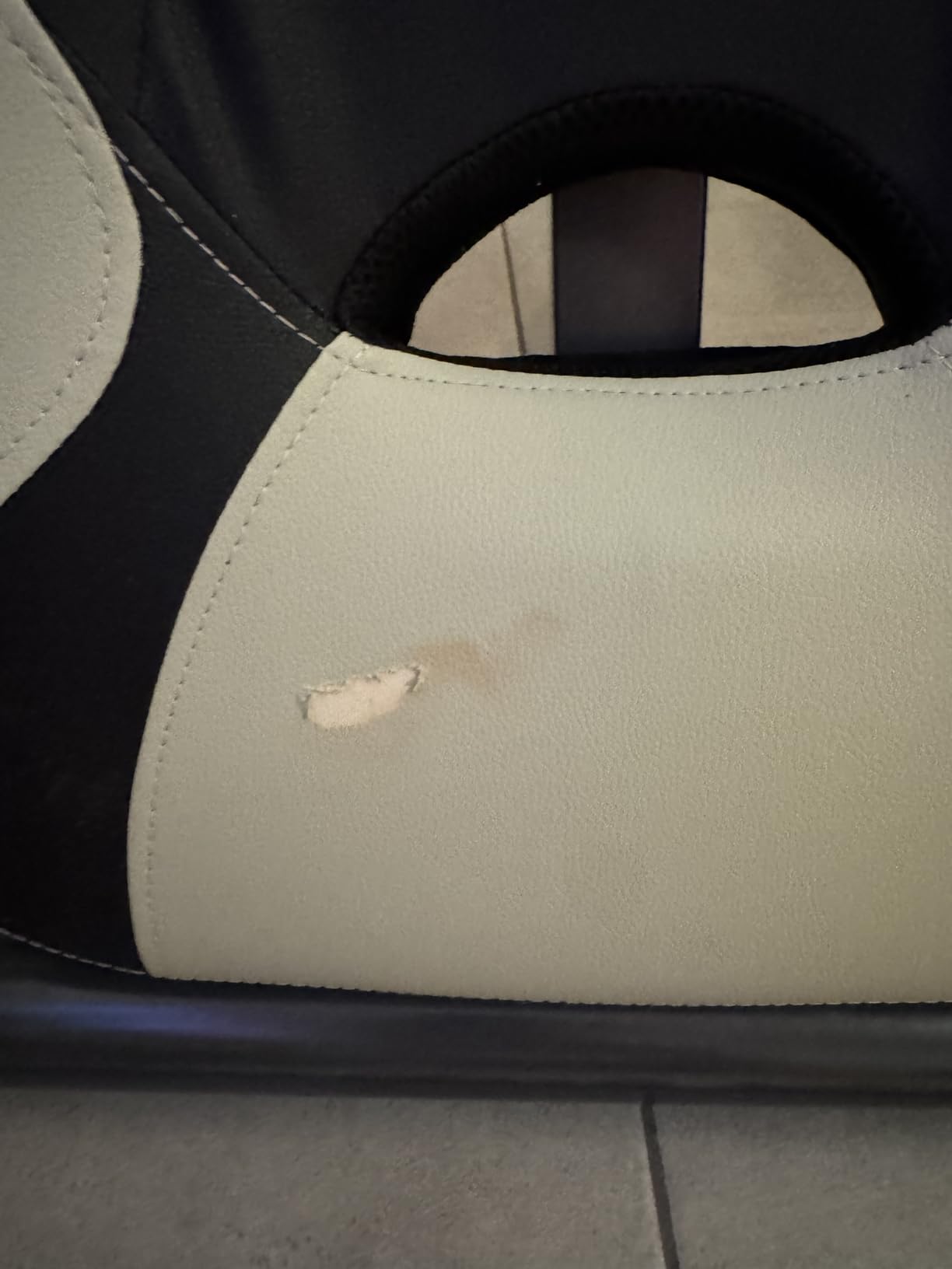 ITM5850 Advanced Heat and Massage Inversion Table customer photo 2