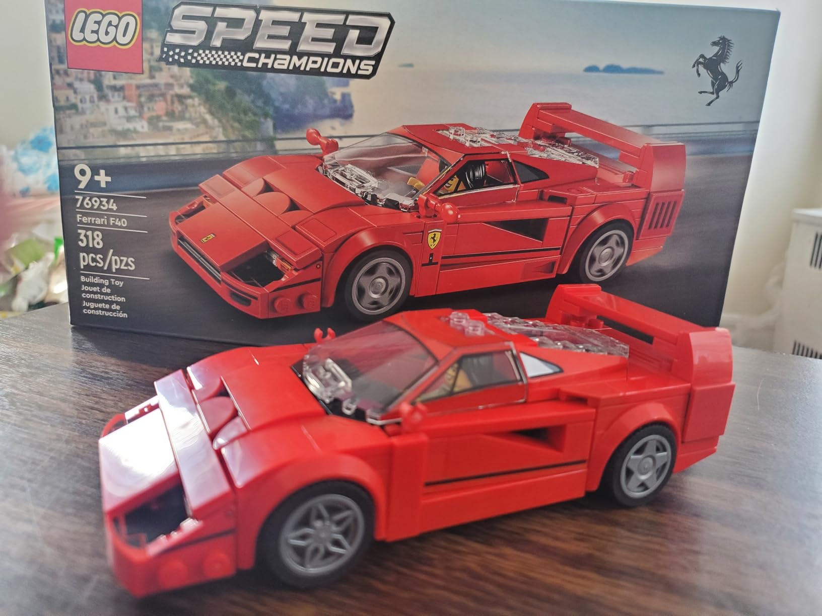 LEGO Speed Champions Ferrari F40 Supercar, Toy Car Model Building Set with Driver Minifigure, Collectible Ferrari Toy for Kids Ages 9 and Up, 76934 customer photo 1