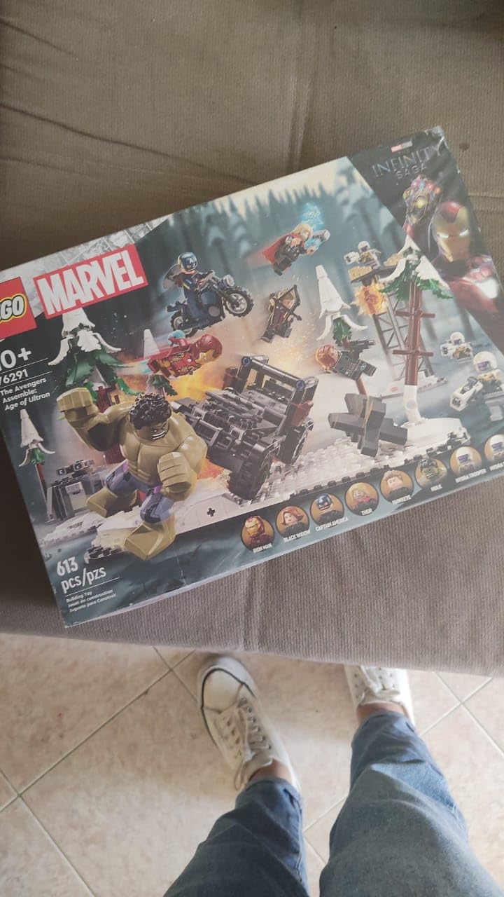 LEGO Marvel The Avengers Assemble: Age of Ultron Building Toy Set - Marvel Toy & Figures for Boys & Girls, Ages 10+ - Gift Ideas for Kids - Includes 6 Superhero Minifigures - 76291 customer photo 1