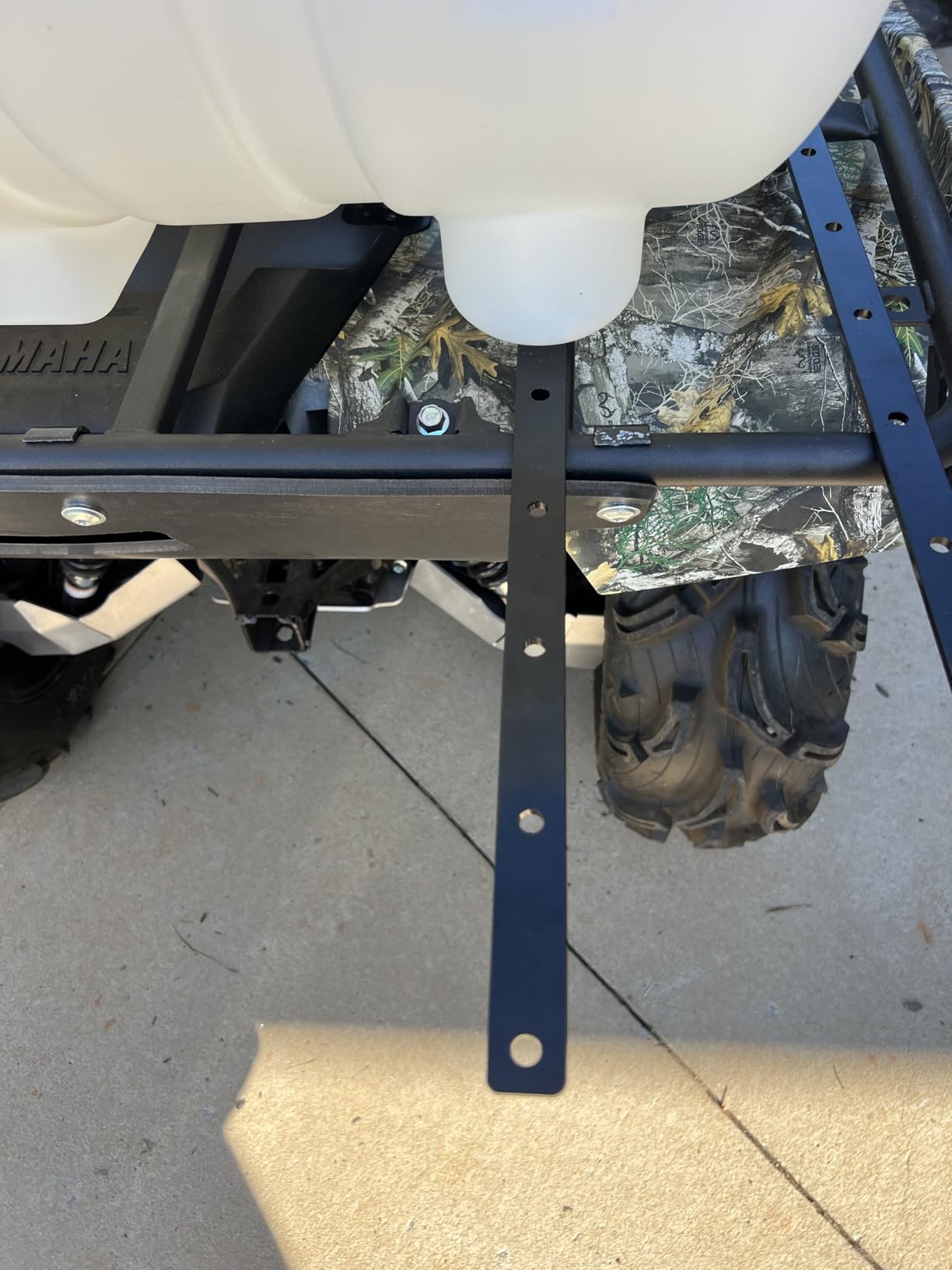 Chapin 98444 ATV 40G Water Tank Sprayer with 2-Nozzle Boom and 2.5 GPM Pump, for Agriculture/Farming/Acreage customer photo 1
