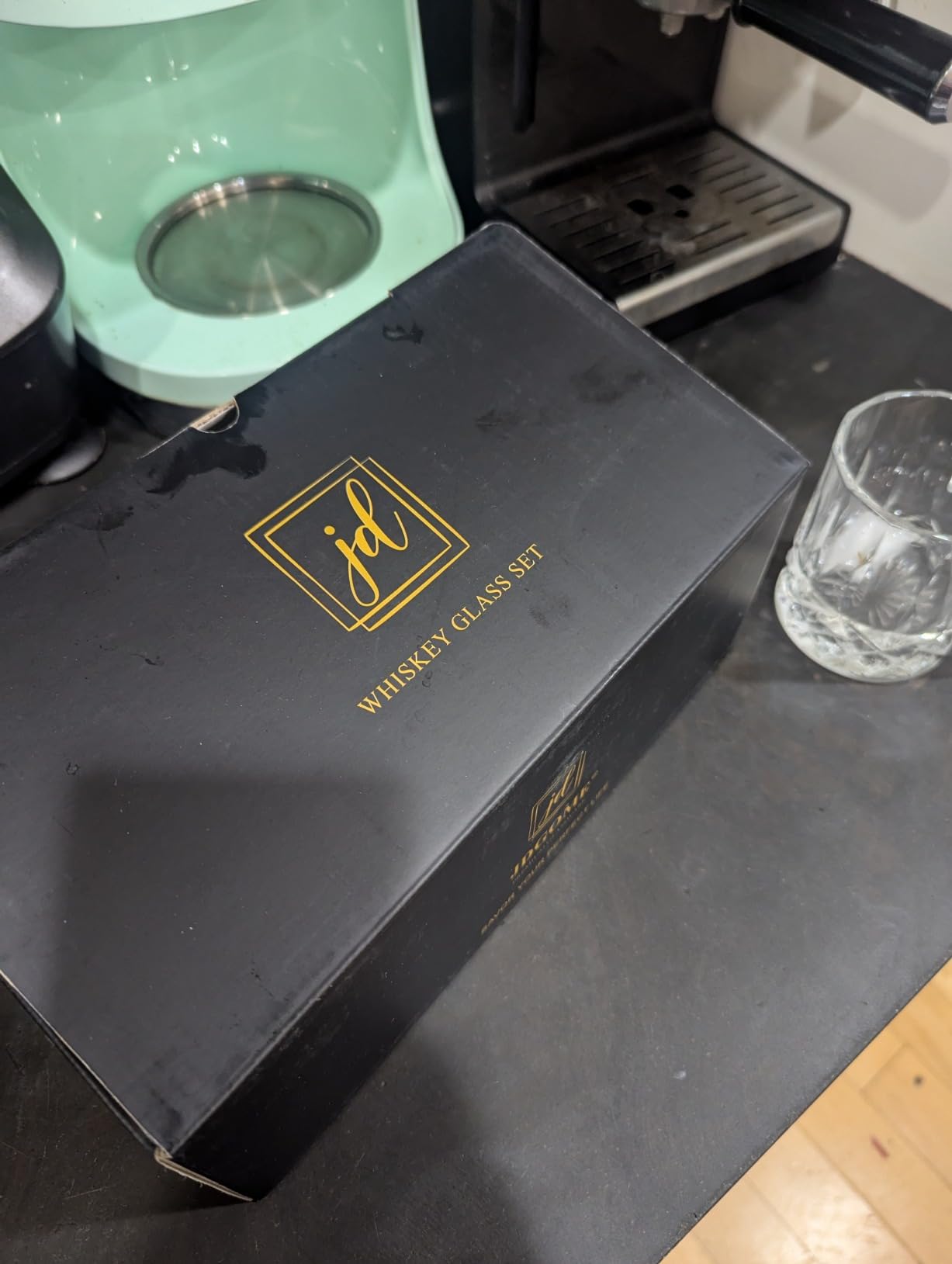 Whiskey Rocks Glass Set In Gift Box - Includes 2 Crystal Bourbon Glasses and 2 Big Ice Ball Molds - 10 Oz Old Fashioned Glasses for Scotch, Cocktails, Rum, Cognac, Vodka - Unique Gift for Men customer photo 1