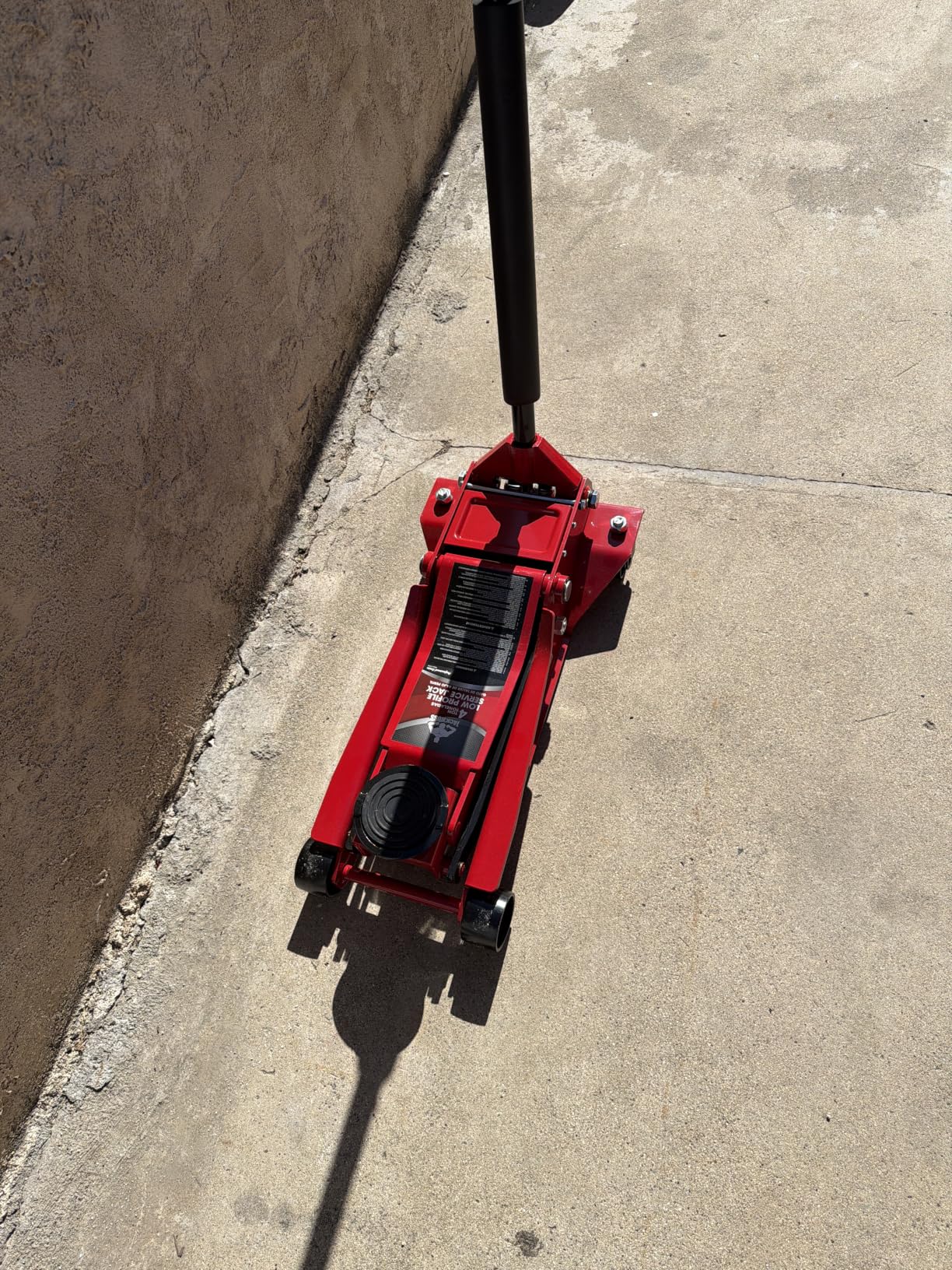 Jack Boss 4 Ton Floor Jack Hydraulic Low Profile Floor Jack with Dual Piston Quick Lift Pump, 8,800 lbs Capacity customer photo 1