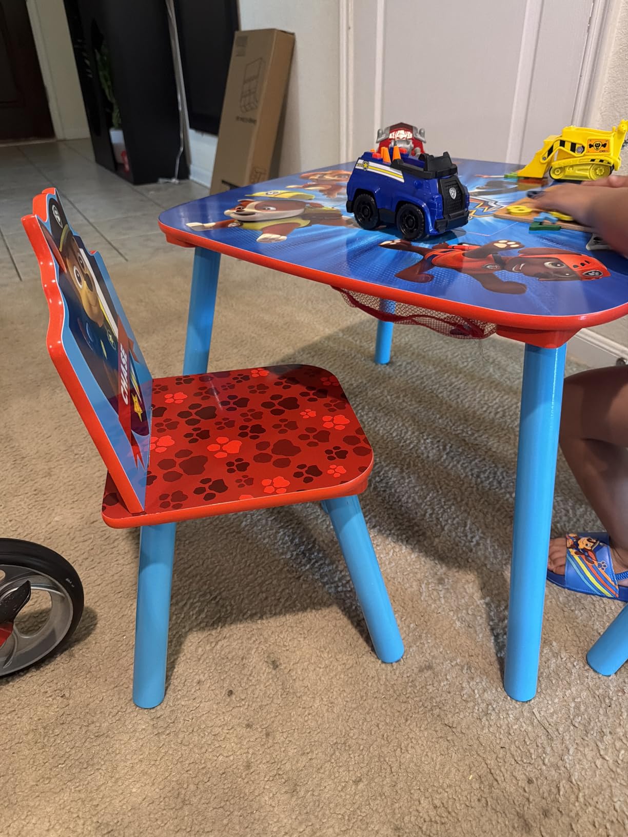 Delta Children Bluey Kids Table and Chair Set with Storage (2 Chairs Included) - Greenguard Gold Certified - Ideal for Arts & Crafts, Snack Time, Homeschooling, Homework & More, Blue customer photo 2