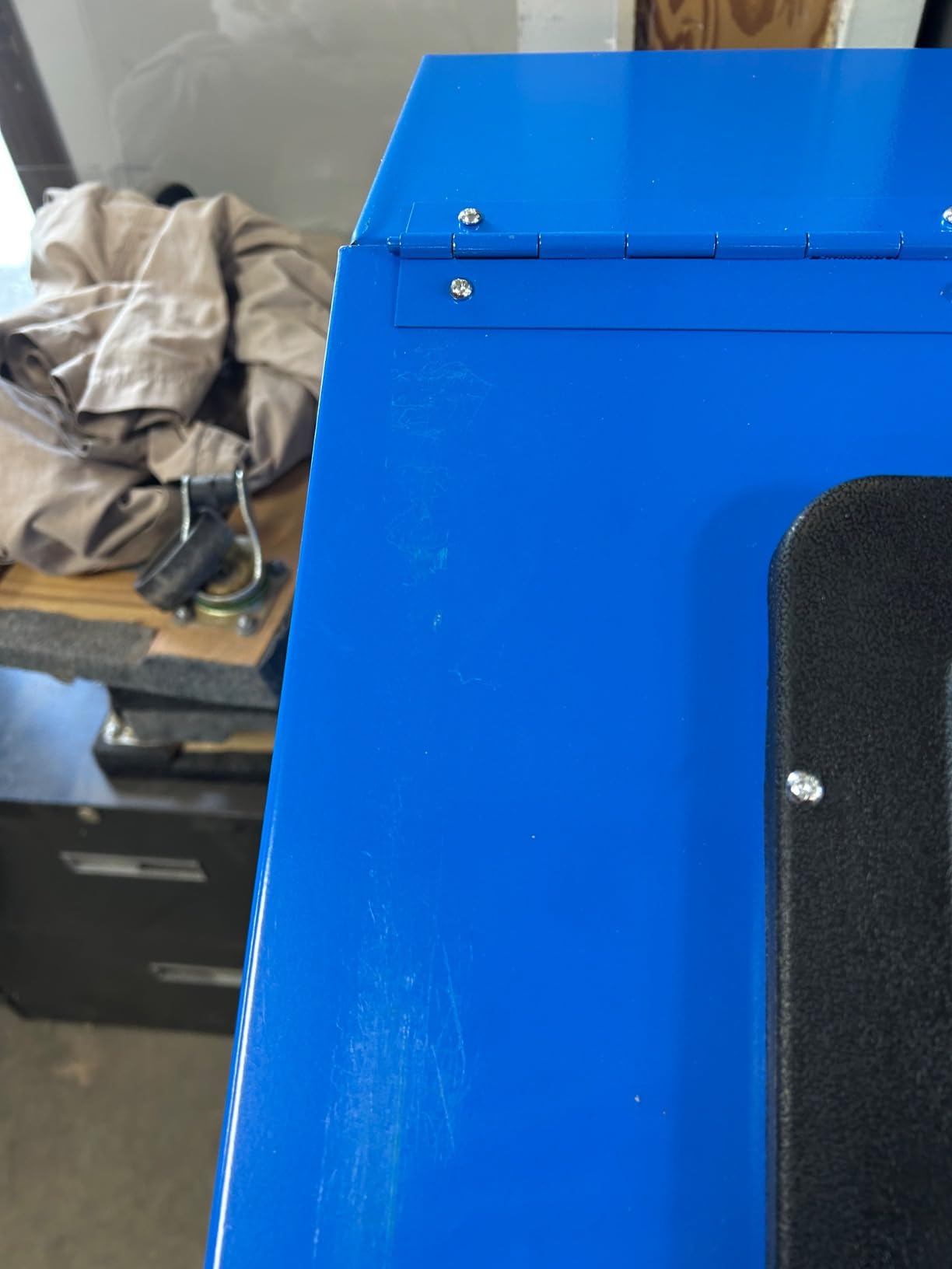 Sandblasting & Sandblaster Cabinet 90 Gallon with Dust Collection Reclaimer System Floor Abrasive Blast Cabinet for Rust Grime Paint Removing customer photo 1