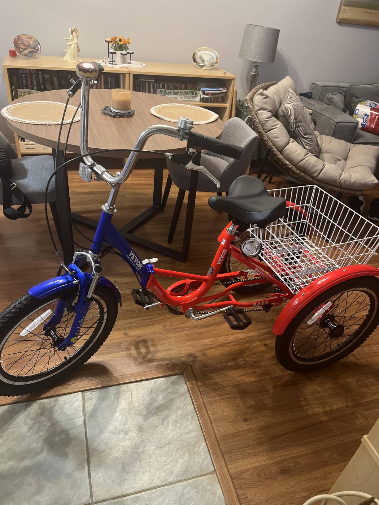 VEVOR Folding Adult Tricycle, 7 Speed 3 Wheel Cruiser Bike with Large Basket & Adjustable Seat customer photo 2