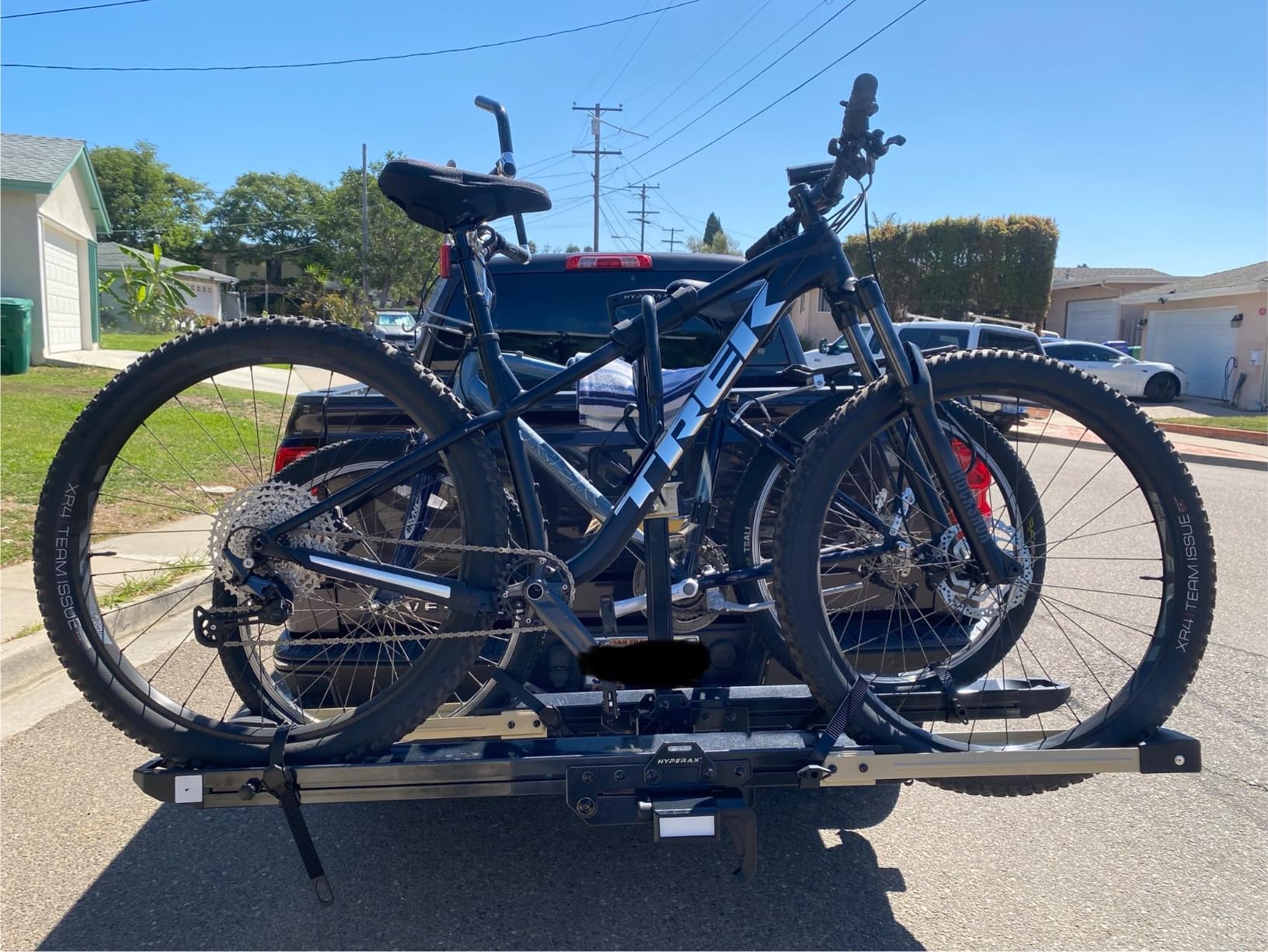 HYPERAX Volt Lift SP -E Bike Hitch Mount Platform Style 2 Bikes Carrier for Car, SUV, Truck, Sedan, Tilting e-Bike Rack for Hitch Fits Up to 2 * 80 lbs Bike -NO RV USE! customer photo 2