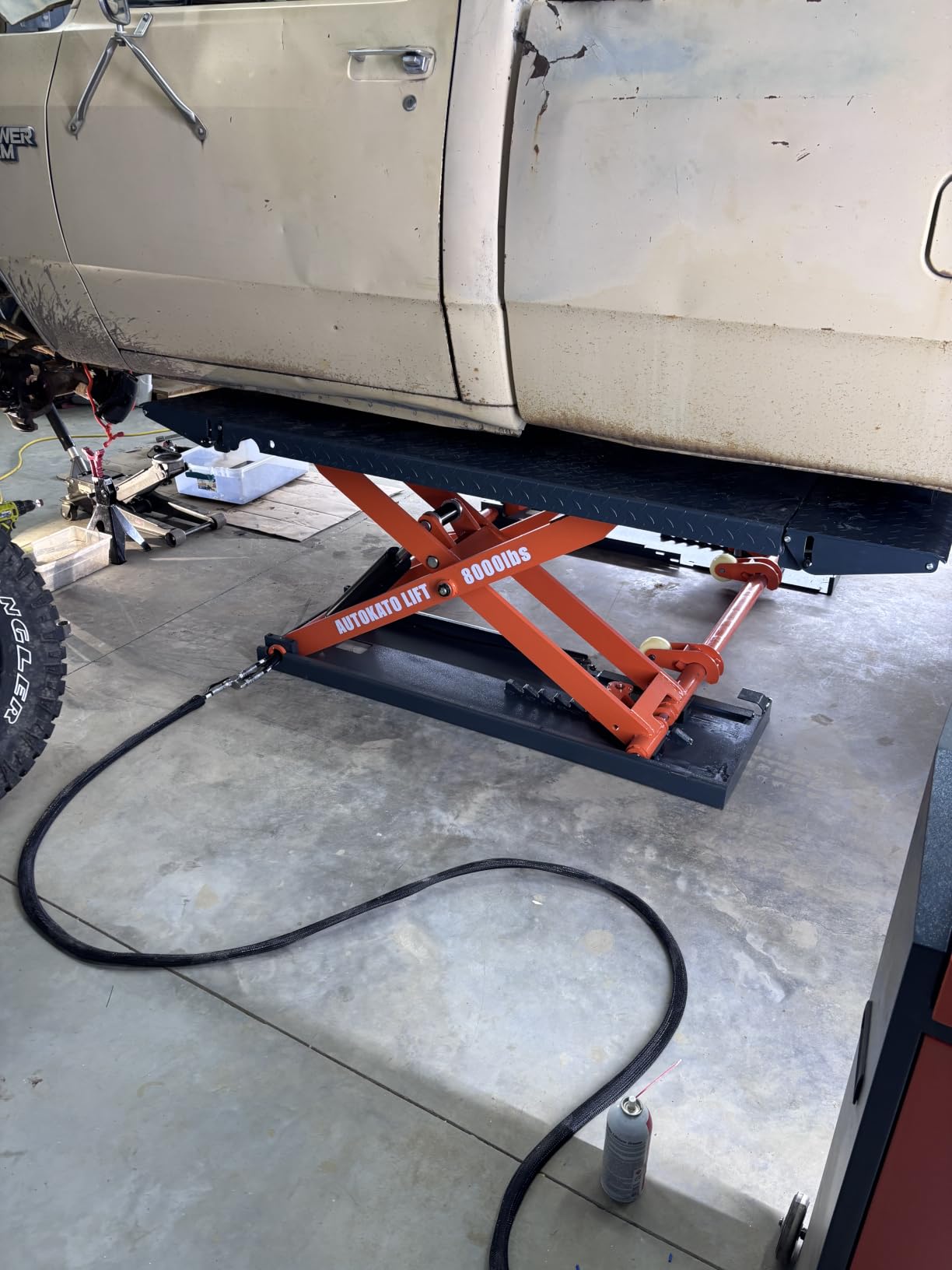 AK-X85110V Portable Car Lift Mid Rise Scissor Lift Electric Release with 8000Lbs Lifting Capacity 40