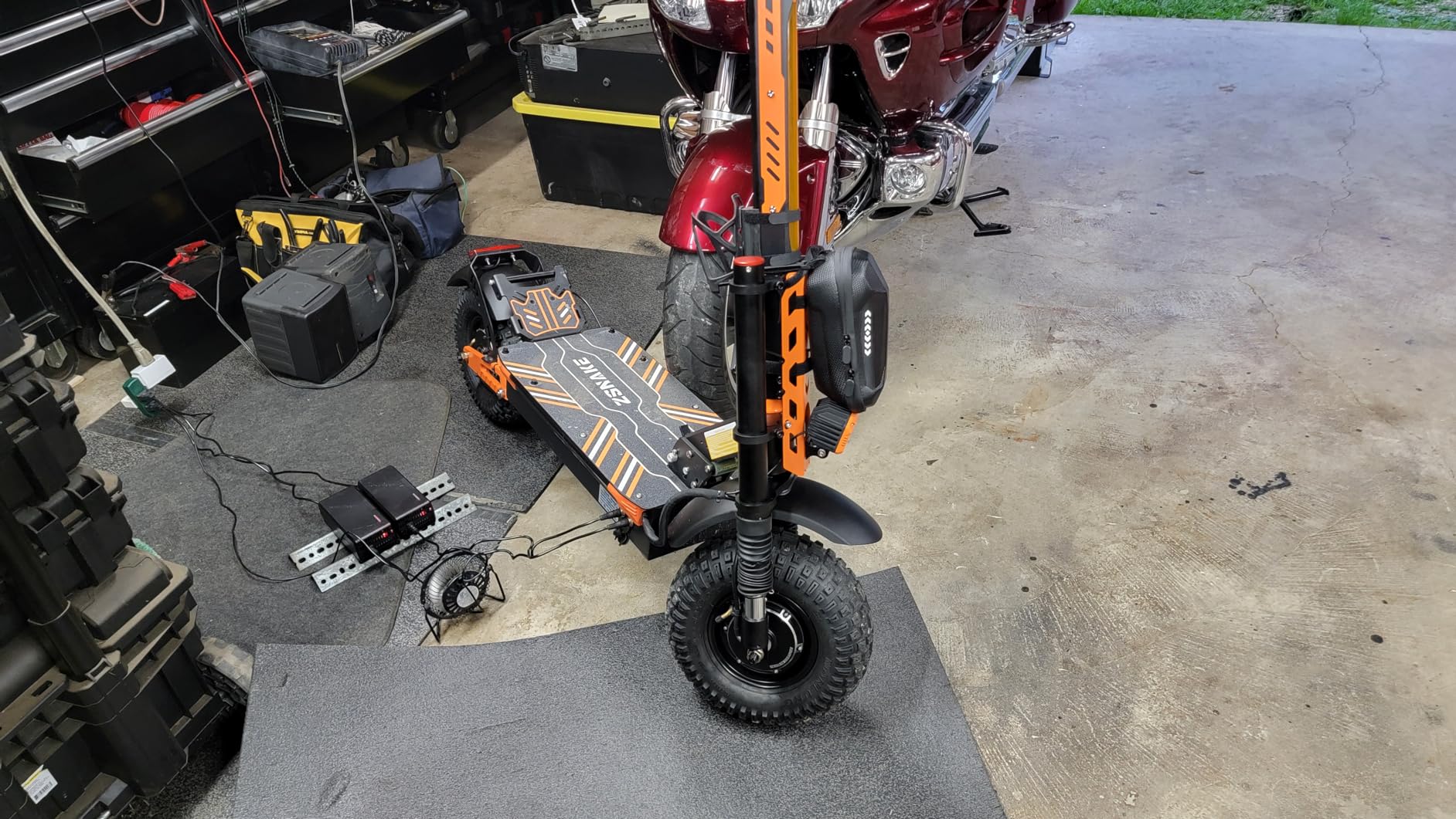 Electric Scooter for Adults 7000W Power Dual Motors Top Speed 55MPH 60V 33Ah Battery 65+ Miles Range 13