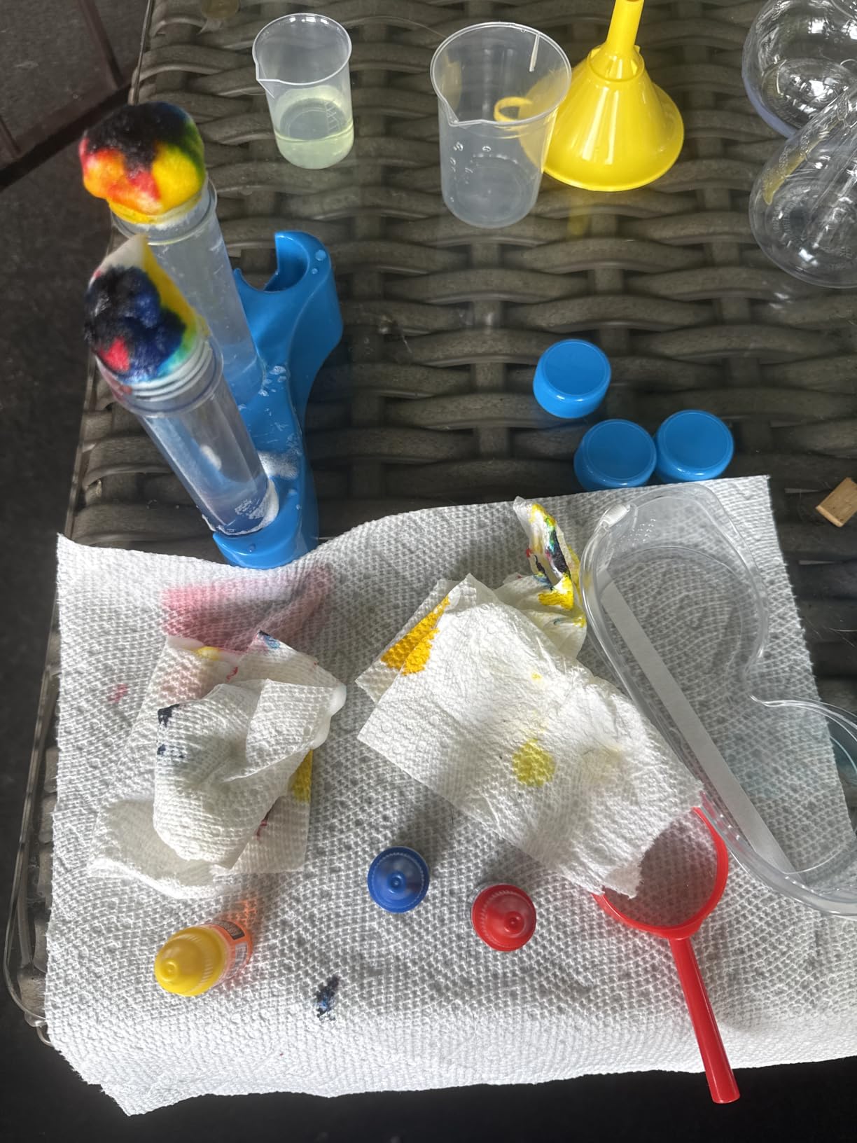 National Geographic Junior Chemistry Set with 50 Experiments for Kids | 20+ Lab Tools, Early Learning Lab, Hands-On Science Experiments, Chemistry Kit for Kids Ages 4-6, Birthday Gift customer photo 1
