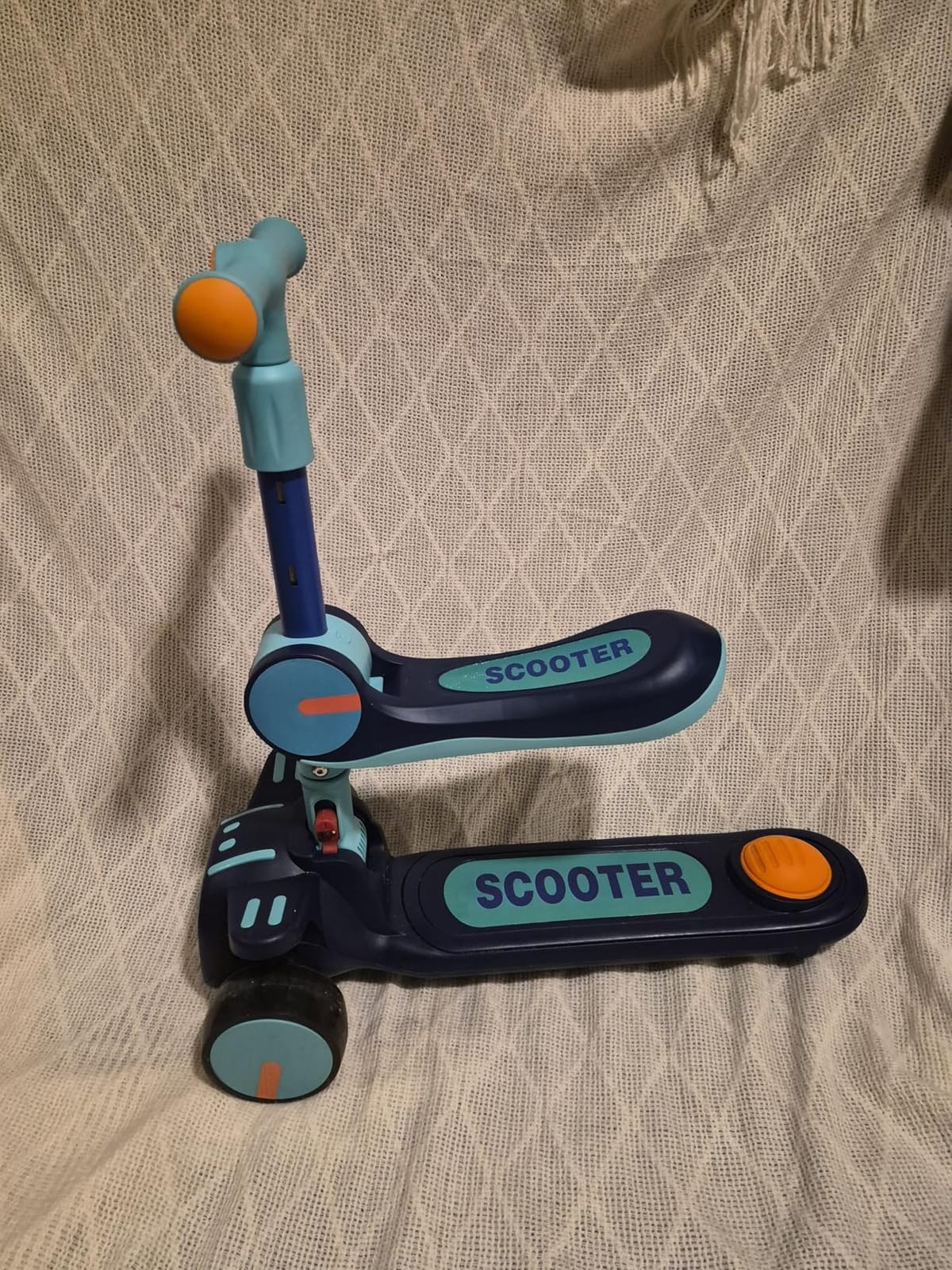 Unbreakable & Never Fall Down 2-in-1 Scooters Kids 3 Wheel Kick Scooter for Boys Girls Ages 3-8, Adjustable Height & Seat, Widened Non-Slip Deck, More Safer for Beginner Toddlers customer photo 2