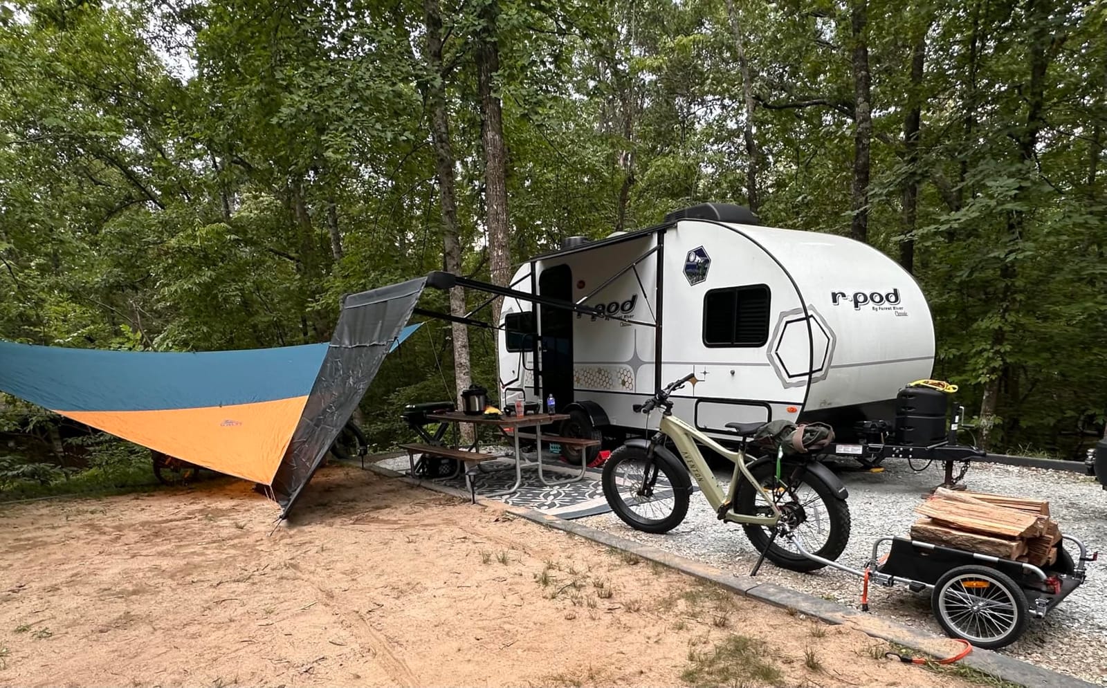 VEVOR Bike Cargo Trailer, 88/100/130/160 lbs Load Capacity, Heavy-Duty Bicycle Wagon Cart, Foldable Compact Storage with Universal Hitch customer photo 1