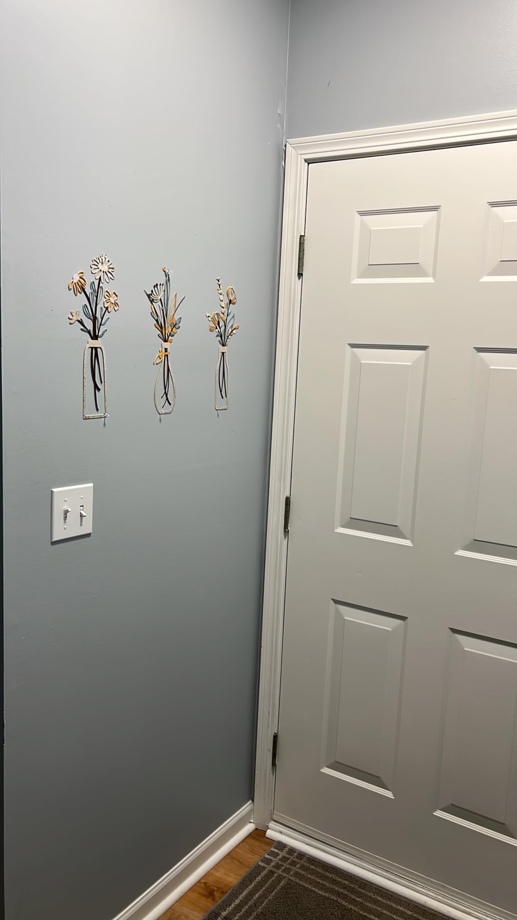 Pigort 3 Pieces Metal Flowers Wall Art - Rustic Farmhouse Decor Minimalist Decor for Living Room Bathroom Bedroom Dining Room, Housewarming Gifts Christmas Decoration (Beige, Vase-C) customer photo 1