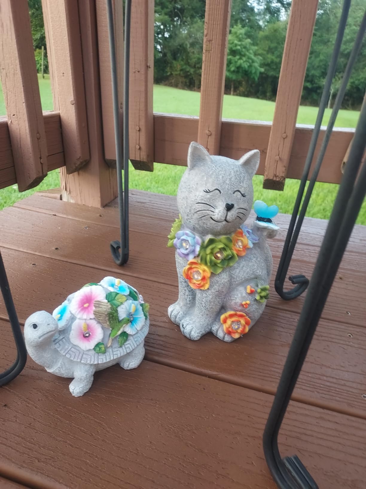 Vuees Solar Garden Statues Outdoor Decor, 6 LED Cat Flowers Butterfly Figurine Lights, Waterproof for Balcony Patio Porch Lawn Yard Ornament Art - Gift Ideas for Housewarming Gardening Grandma Women customer photo 2
