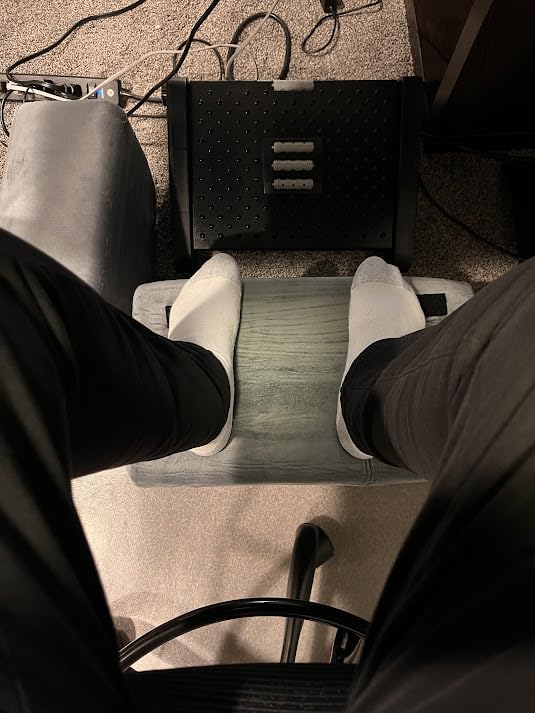 Under Desk Foot Rest, ROYALAY Ergonomic Office Footrest with 3 Adjustable Heights, High-Density Memory Foam Leg Rest for Home, Travel, Airplane with Washable Cover customer photo 2
