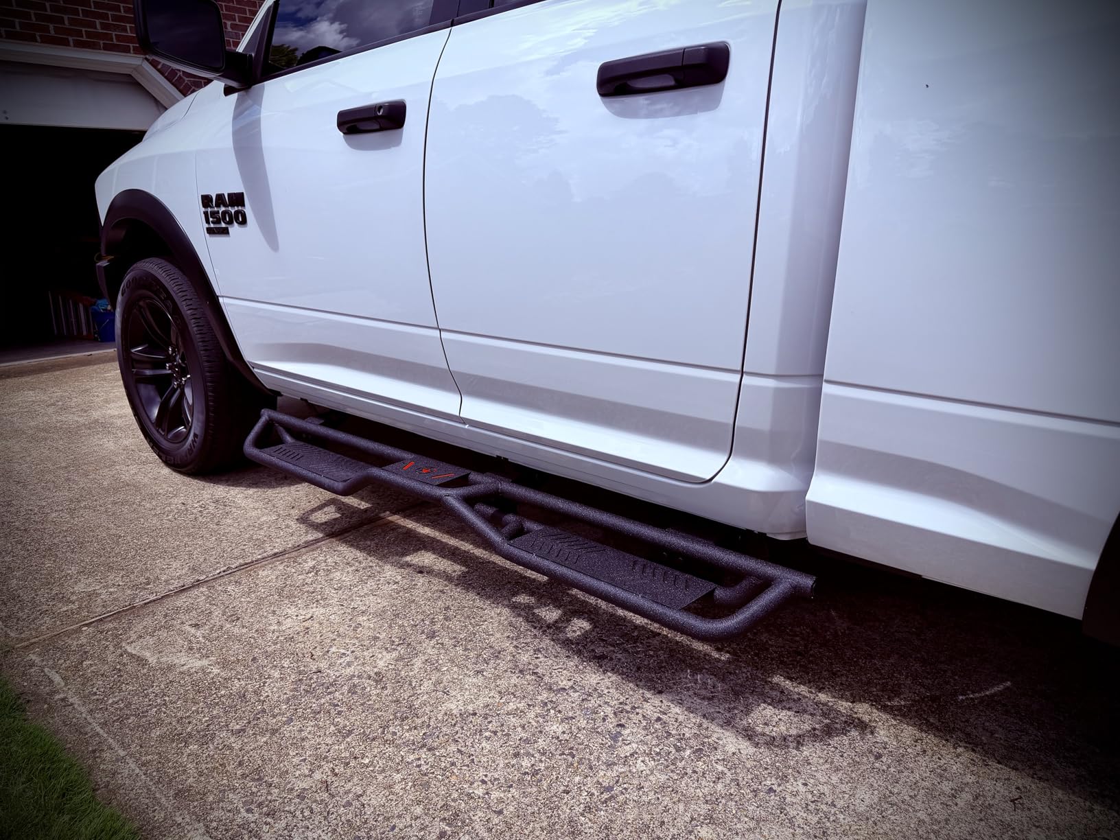 YZONA Crew Cab Running Boards Side Steps Compatible with 2019-2026 Chevy Silverado & GMC Sierra 1500, 2020-2026 Chevrolet Silverado/GMC Sierra 2500 HD 3500 HD CrewCab (Excl 2019 1500 LD/Limited) customer photo 1