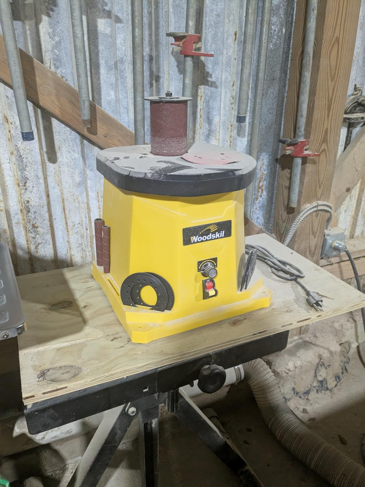 Woodskil Variable Speed Oscillating Spindle Sander for Wood, 4A Spindle Sander with 1000-1800RPM, 6 Sleeves, Compact Design for Curved Edges, Contours, Slots, Detail Work customer photo 1