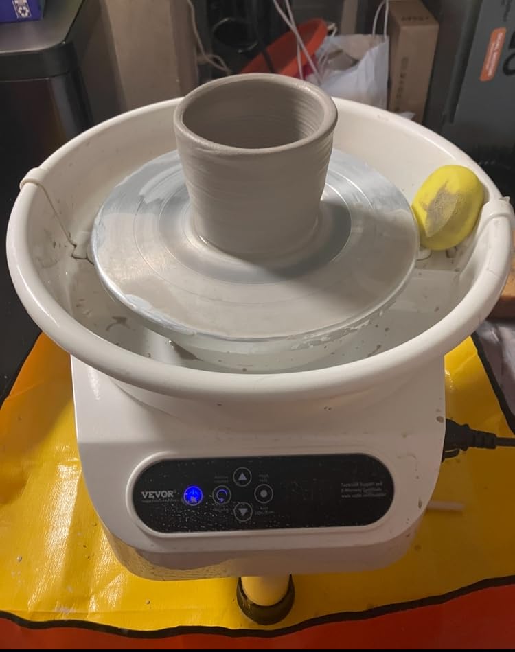 VEVOR 11 inch Pottery Wheel for Adults, 450W Forming Machine with Direct Drive Motor and LCD Touch Screen, 50-300RPM Speed Adjustable Foot Pedal Detachable Basin, for Art Craft Work Home DIY, White customer photo 1