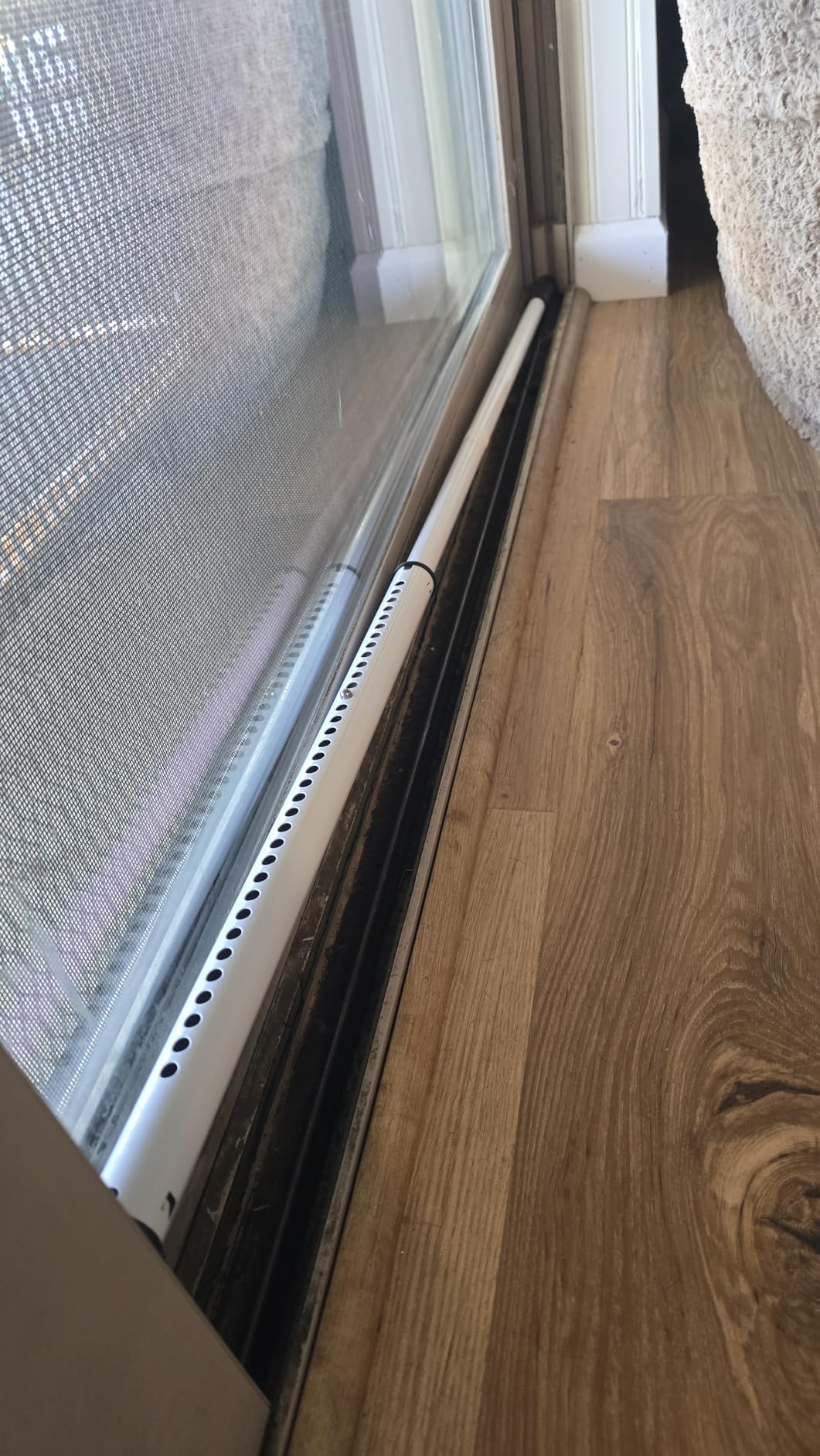 AceMining 1 Pack Sliding Door Security Bar, Patio Door Lock, 20-50 in | Sliding Glass Door Security Bar for Patio Door, Window Security and Door Stopper Protection customer photo 1