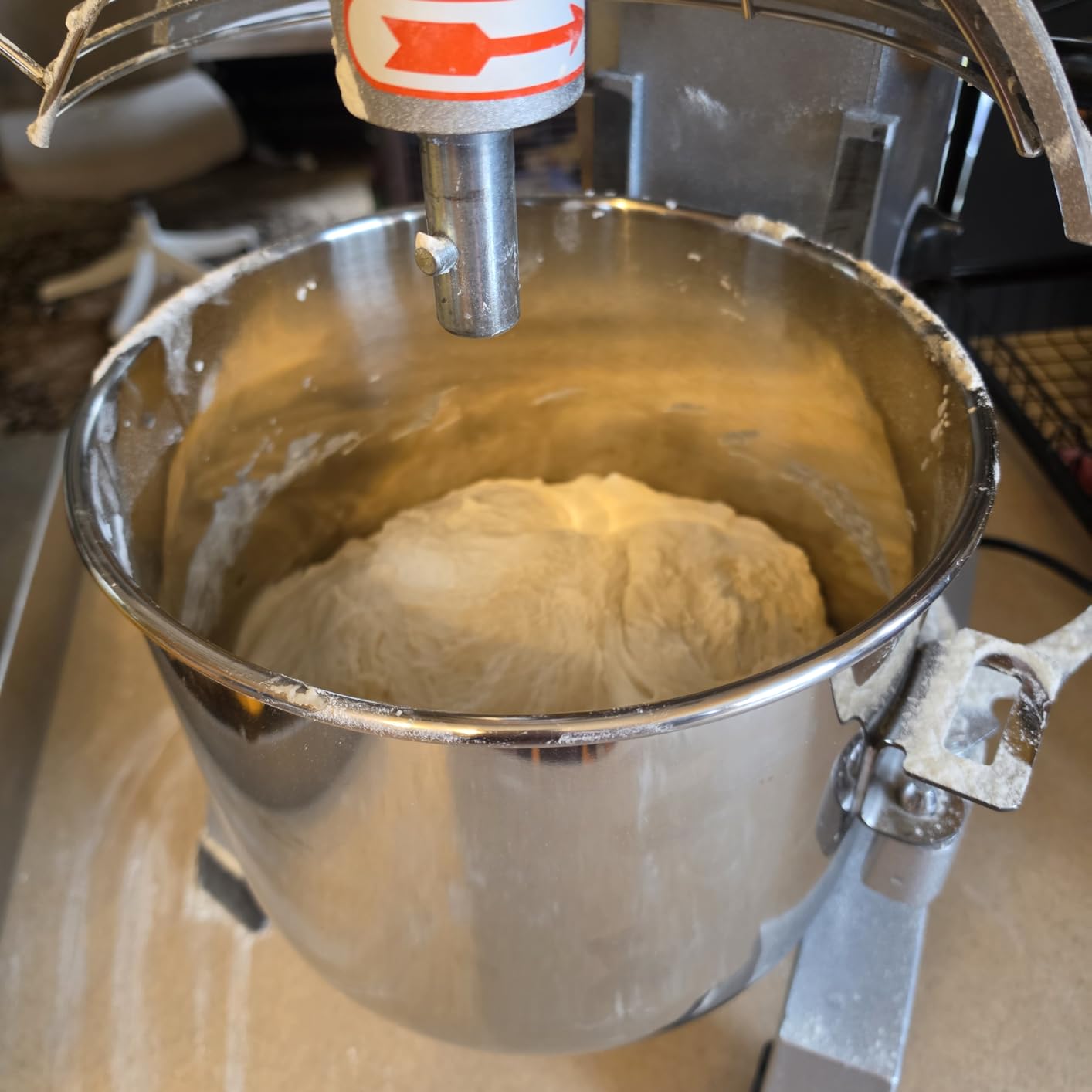 VEVOR 15Qt Commercial Food Mixer Timing Function 500W Commercial Mixer | for Bakery Pizzeria Restaurant Kitchen, Stainless Steel Bowl Heavy Duty Stand Mixers with 3 Speeds, Dough Hooks Whisk Beater customer photo 1