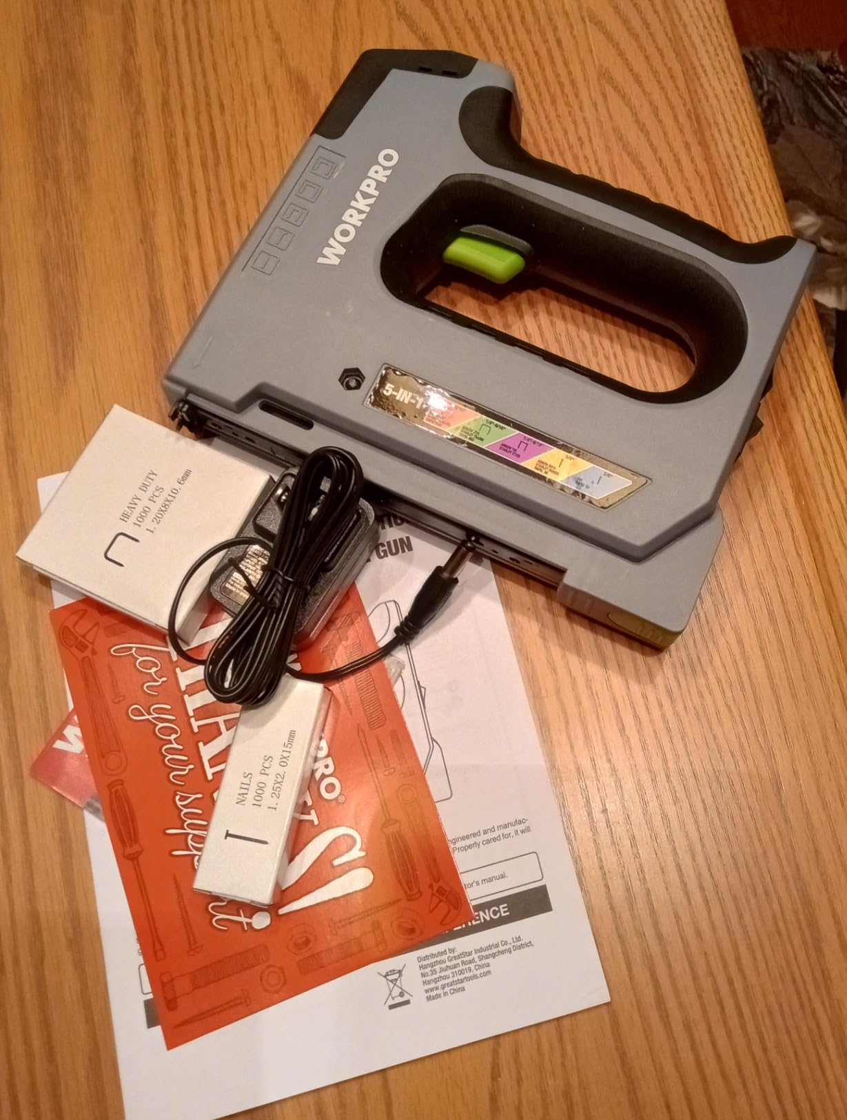 WORKPRO 3.6V 5-in-1 Cordless Staple Gun Kit, 2000 Staples and Nails | T50, JT21, T20, BN18, PIN Compatible, Electric Rechargeable 1100 Shots Per Charge, 60 Staples/Min, For Upholstery, Wood & DIY customer photo 2