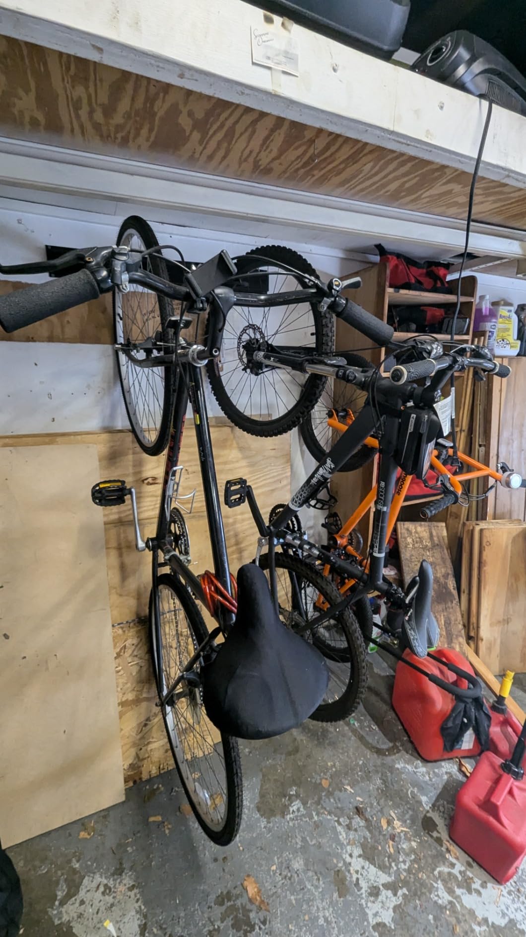 Ultrawall Bike Storage Rack, Wall Mount Bicycle Rack Vertical Bike Hanger - 6 Bike Racks & 6 Helmet Hooks for Garage, Home, Holds Up To 660lbs customer photo 2
