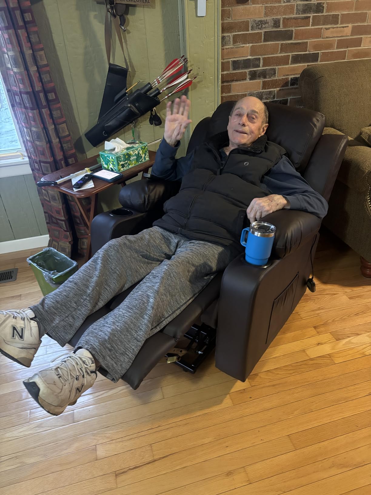 FLEXISPOT XL31 Power Lift Recliner Chair for Elderly, Electric Lift Chair with Massage & Heat, Faux Leather Reclining Sofa for Living Room Bedroom, Brown customer photo 2