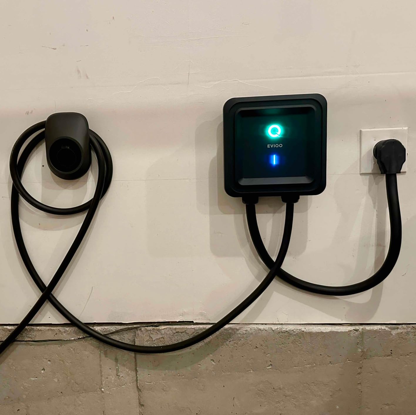 EVIQO Level 2 EV Charger, 40 Amp 240V, J1772 for Non-Tesla EVs, 25ft Cable, WiFi Smart App, Weatherproof Indoor/Outdoor (IP66, NEMA 4), UL & ETL Certified, NEMA 14-50 Plug customer photo 2