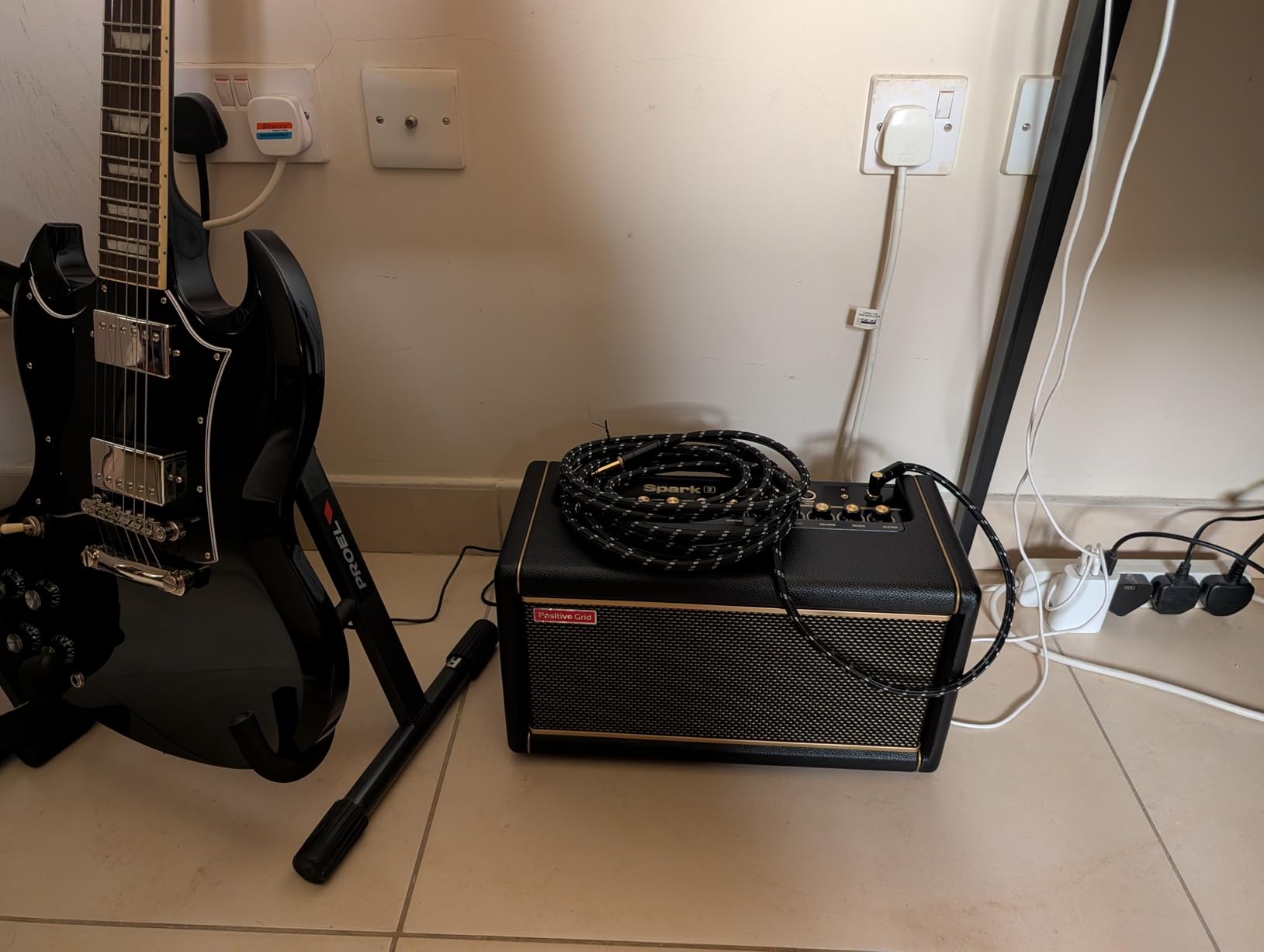 Positive Grid Spark 2 50W Smart Guitar Practice Amp & Bluetooth Speaker with Built-in Looper, AI Features & Smart App for Electric, Acoustic, & Bass Guitar customer photo 1