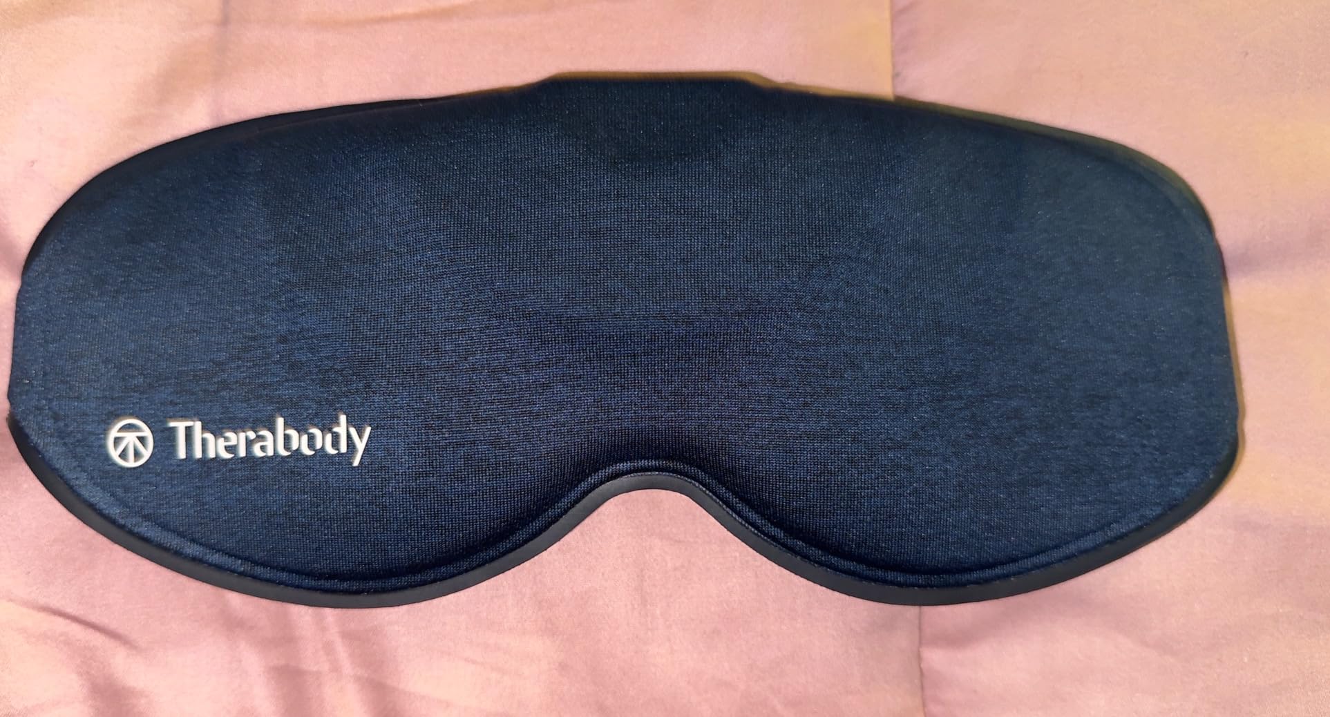 TheraGun Therabody Sleep Mask Ultra-Comfortable, 100% Blackout Sleep Eye Mask with Gentle Eye Massager Vibration for Stress Relief, Headache Relief & Self Care - Facial Massager for Women & Men customer photo 2