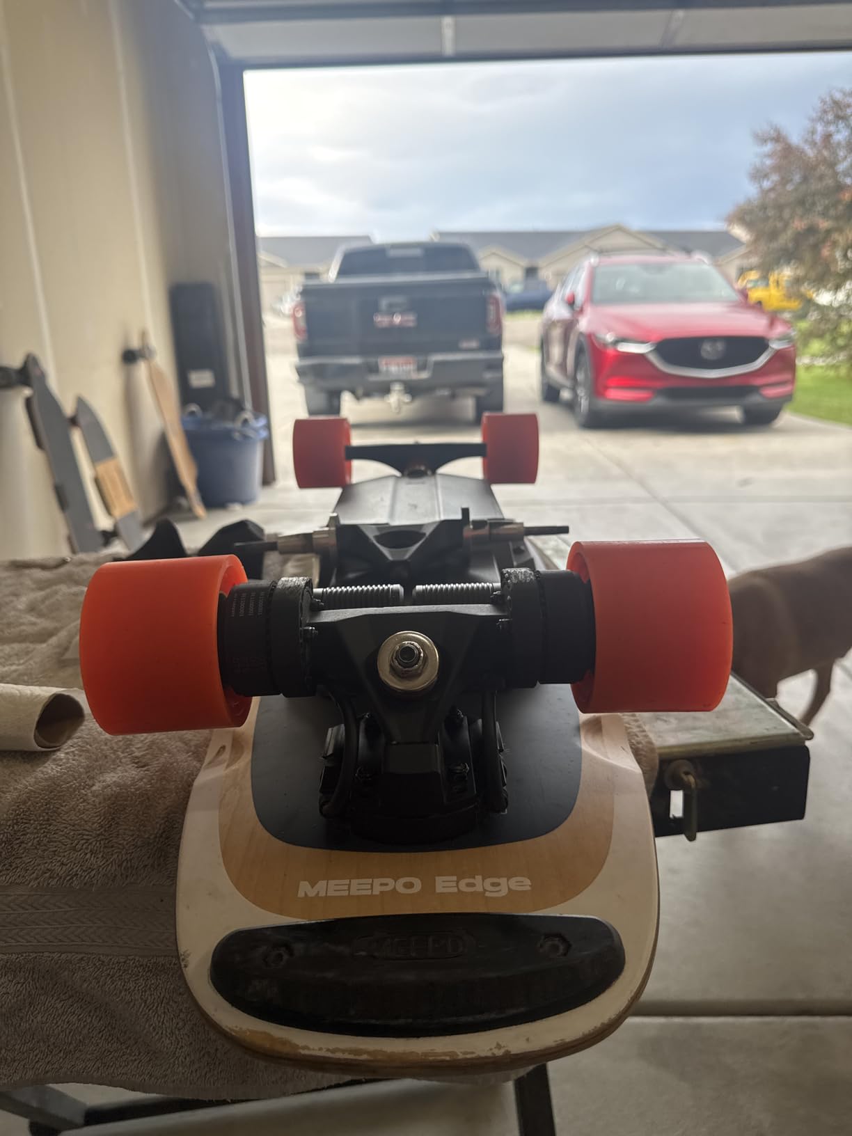 MEEPO Mini Series Electric Skateboard with Remote, Up to 26-32 MPH Top Speed, 11-24 Miles Range, 330 Pounds Max Load, 30-34 Inches Maple Cruiser for Adults and Teens customer photo 2