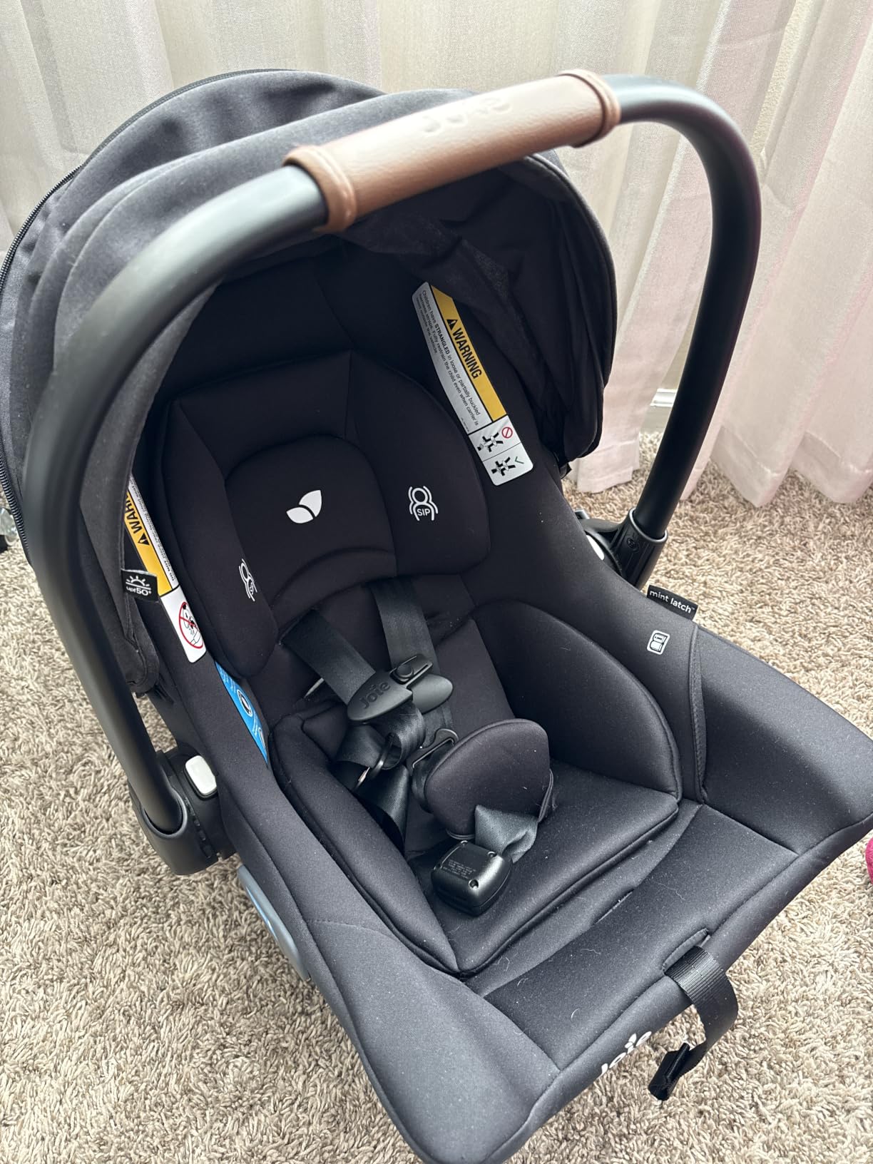 Joie Baby Mint Latch Baseless Infant Car Seat, Lightweight | Built-in Rigid Lower Anchor Attachments and Side-Impact Protection - No Base Installation Required customer photo 1