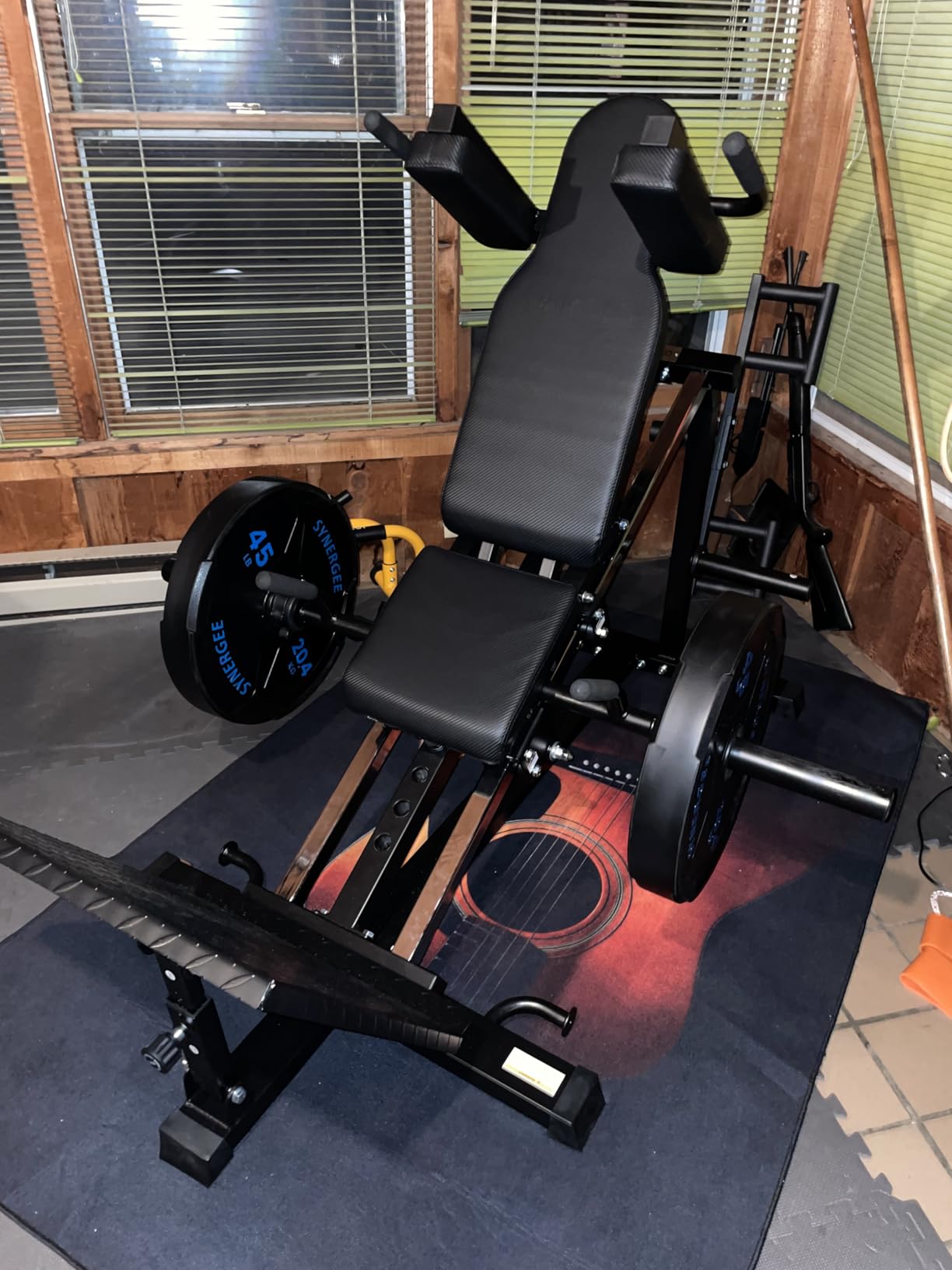 Mikolo Leg Press Hack Squat Machine, 30-Degree Compact Leg Press Machine for Home Gym, Hack Squat Machine with Removable Shoulder Pad, Lower Body Workout Equipment customer photo 2