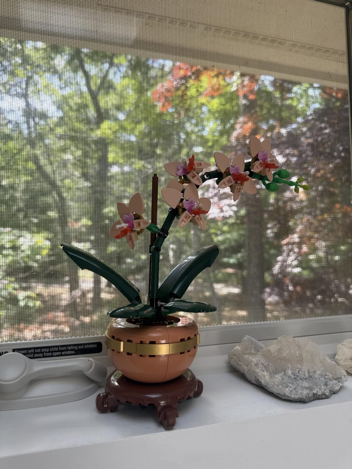 LEGO Botanicals Mini Orchid Building Set - Artificial, Fake Orchid for Home Decor, Adults Ages 18+ - Gift for Birthdays - Indoor Plant Decorations for Table, Desk, Office - 10343 customer photo 1
