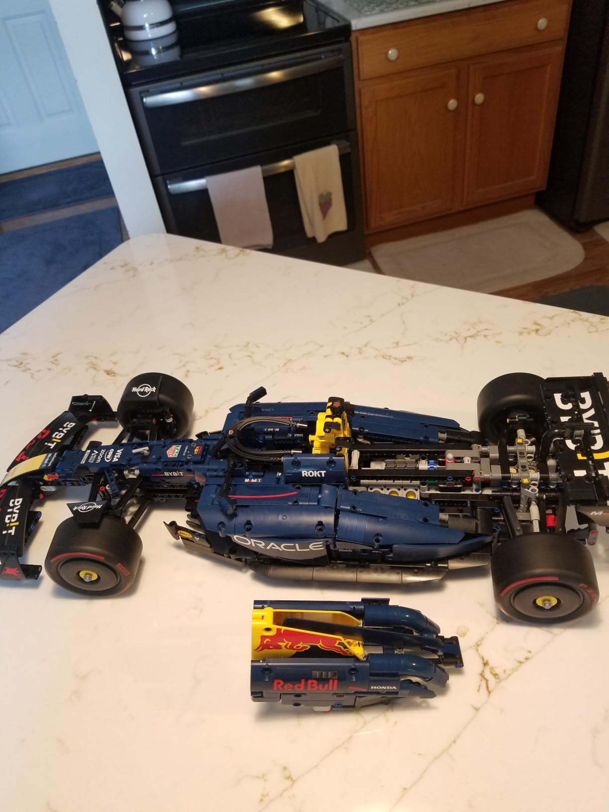 Technic Oracle Red Bull Racing RB20 F1 Race Car Model Kit - Building Set for Adults, Ages 18+ with Realistic Features - Gift for Birthdays - 42206 customer photo 2