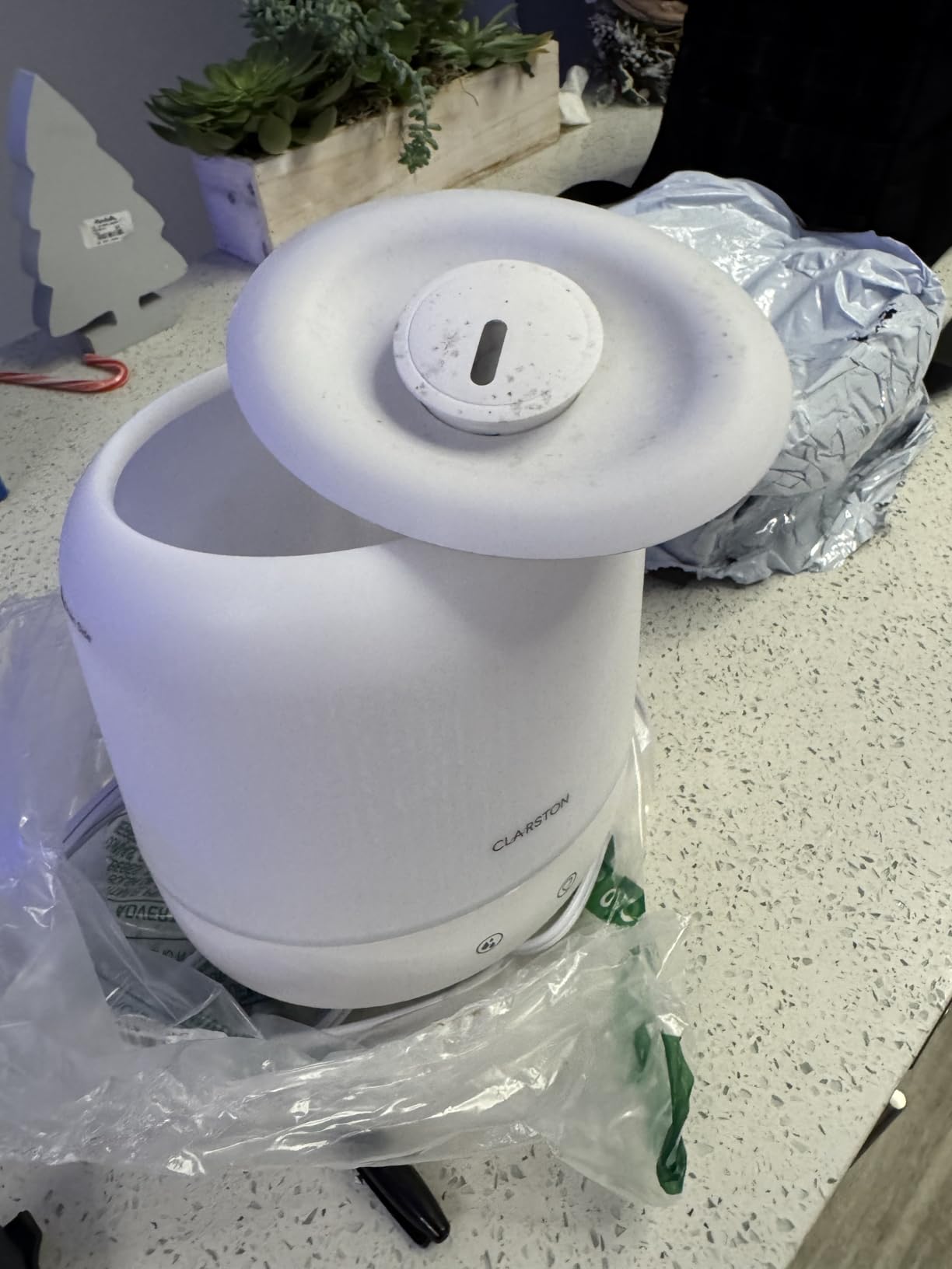 Clarston Humidifiers for Bedroom, 2L Cool Mist Humidifier, 24dB Quiet Sleep | 25H Runtime, Easy to Top Fill & Clean, Humidification for Baby Nursery & Plant, 360° Nozzle for Large Room, Nightlight, No BPA customer photo 2