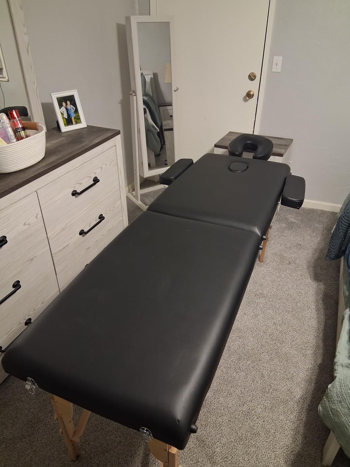 Yaheetech 84x28in Portable Massage Table Folding Adjustable Lash Bed, Cream | Beechwood legs, roomy 28in foam top customer photo 2