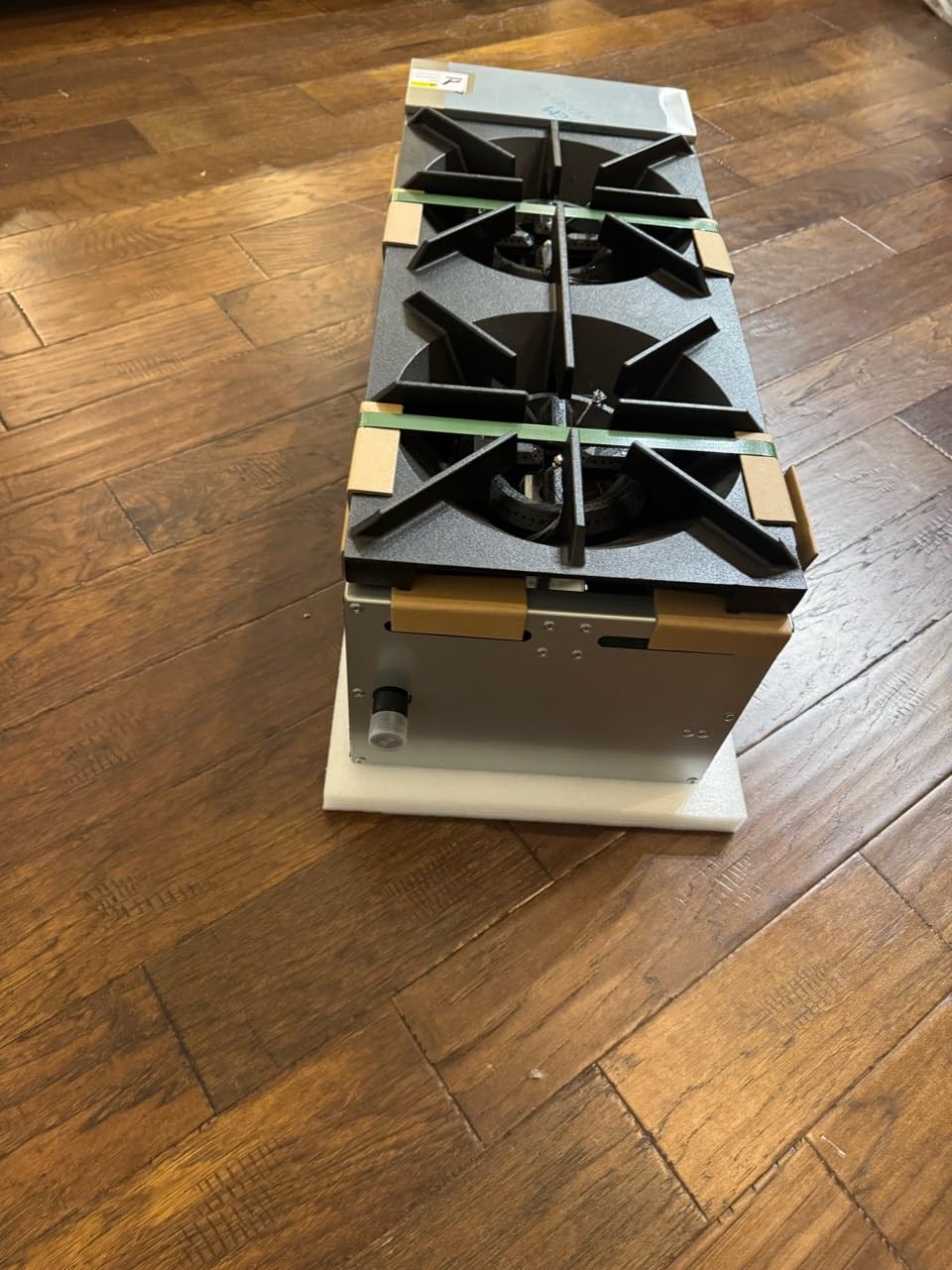 VEVOR Commercial Gas Stove with 4 Burners, Propane and Natural Gas Countertop Cooking Stove Range, Stainless Steel Gas Hot Plate, Commercial Cooking Equipment for Restaurant, 112,000 BTU customer photo 1