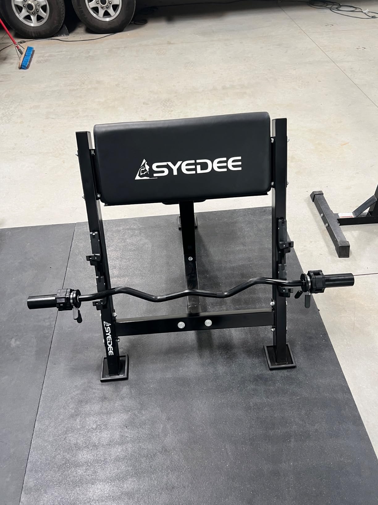 Mikolo Preacher Curl Bench, Seated Arm Isolated Barbell Dumbbell Bicep Station, Bicep Curl Machine with 2 Bar Holders for Home Gym customer photo 2