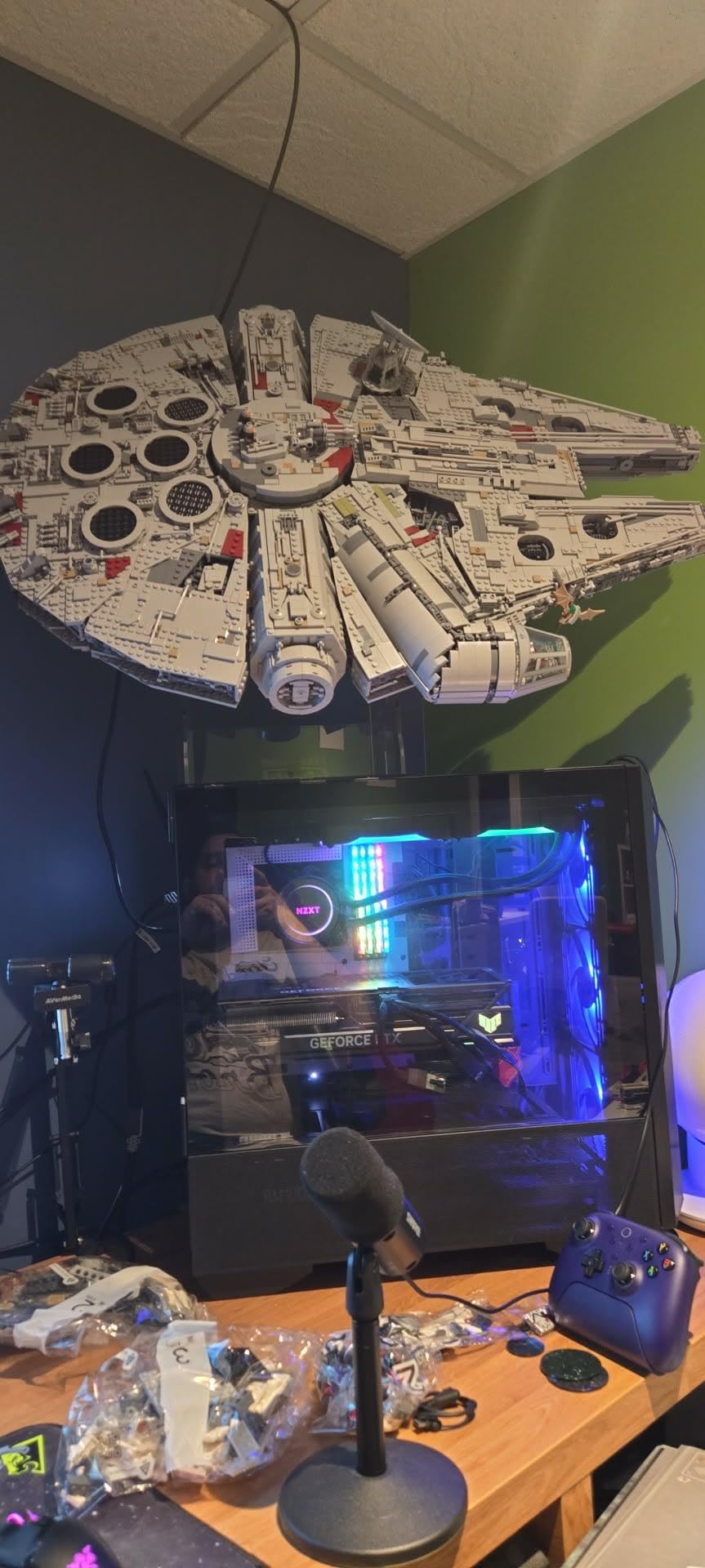 Display Stand Compatible with LEGO Star Wars 75192 Millennium Falcon UCS - Vertical in-Flight Acrylic Stand - Set Not Included customer photo 1