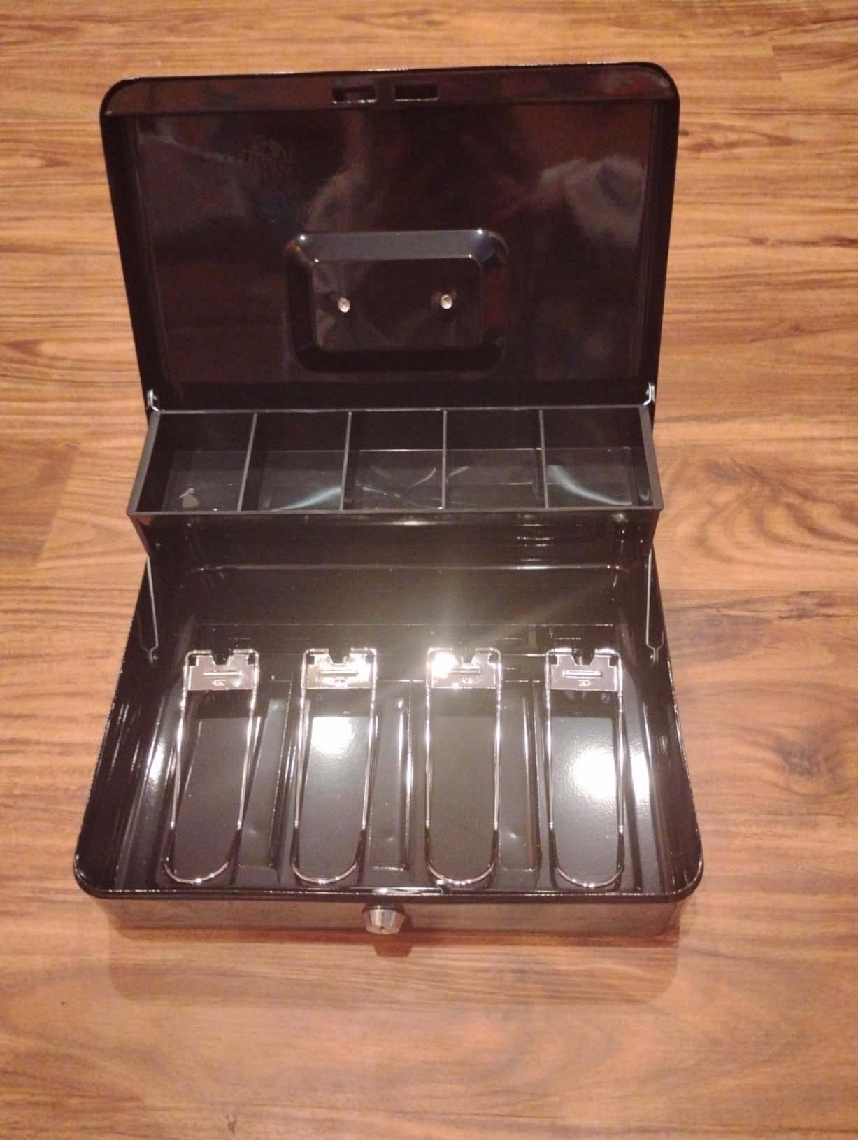 Amazon Basics Cash Box with Lock Key, Money Organizer Tray, 11.81