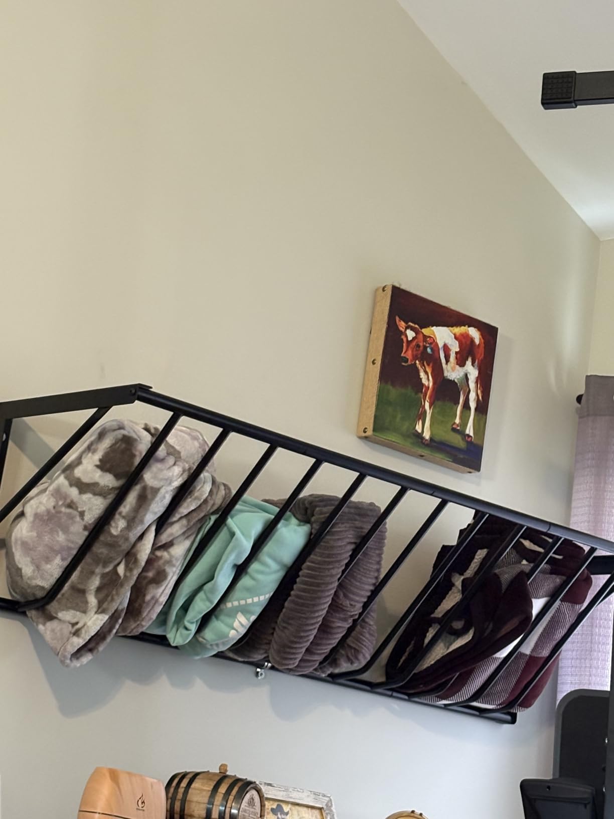 Goats Hay Feeder, 35.5'' Long, Heavy Duty Iron Wall Hay Rack, Blanket Holder, Large Capacity for Goats,Horses,Cattle and Other Livestock, Farm Indoor and Outdoor Use, Black customer photo 2