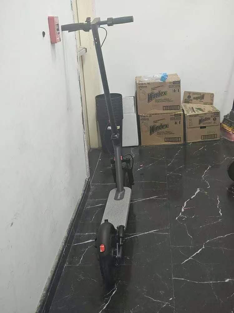 Aovowheel Electric Scooter for Adults, Folding E Scooter with 350W/500W Motor 16/24 Mph Top Speed, Max 19-23 Miles Long Range, 8.5''/10''/14''Tires Commuting Scooters with Dual Brakes System, APP customer photo 1