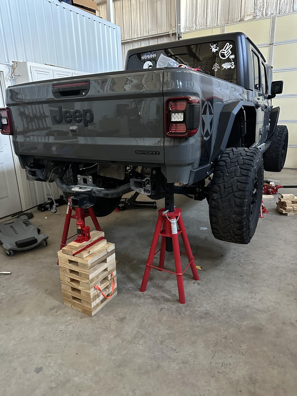 10 Ton (20,000 lbs) Capacity Heavy-Duty High Profile Pin Type Adjustable Jack Stand for Trucks & Equipment, 1 Pair customer photo 1