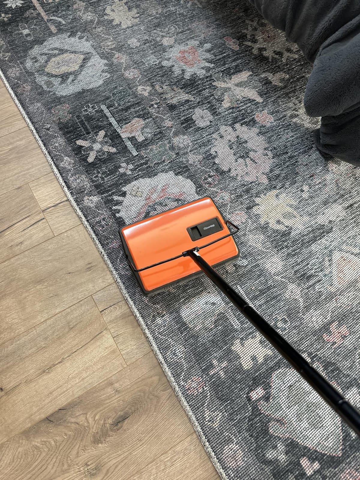 CLEANHOME Manual Carpet Sweeper For Pet Hair and Dust Remove | Rotating Brush Floor Sweeper, Lightweight Push Broom for Classroom Rugs, Non-Electric Lint & Crumb Cleaner, One-Touch Dumping customer photo 2