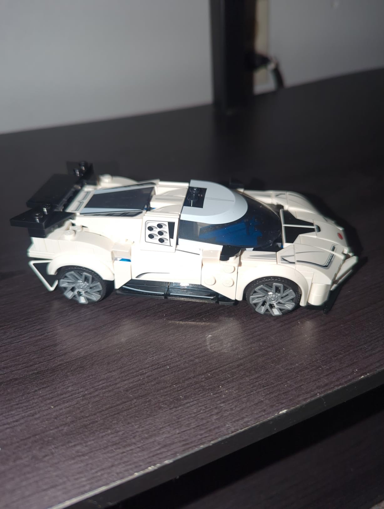 LEGO Speed Champions Bugatti Centodieci Hyper Sports Car Toy - Model Kit & Pretend Play Toy for Boys & Girls, Ages 9+ - Italian Model Car Kit for Racing Fans - Gift Idea for Birthdays - 77240 customer photo 1